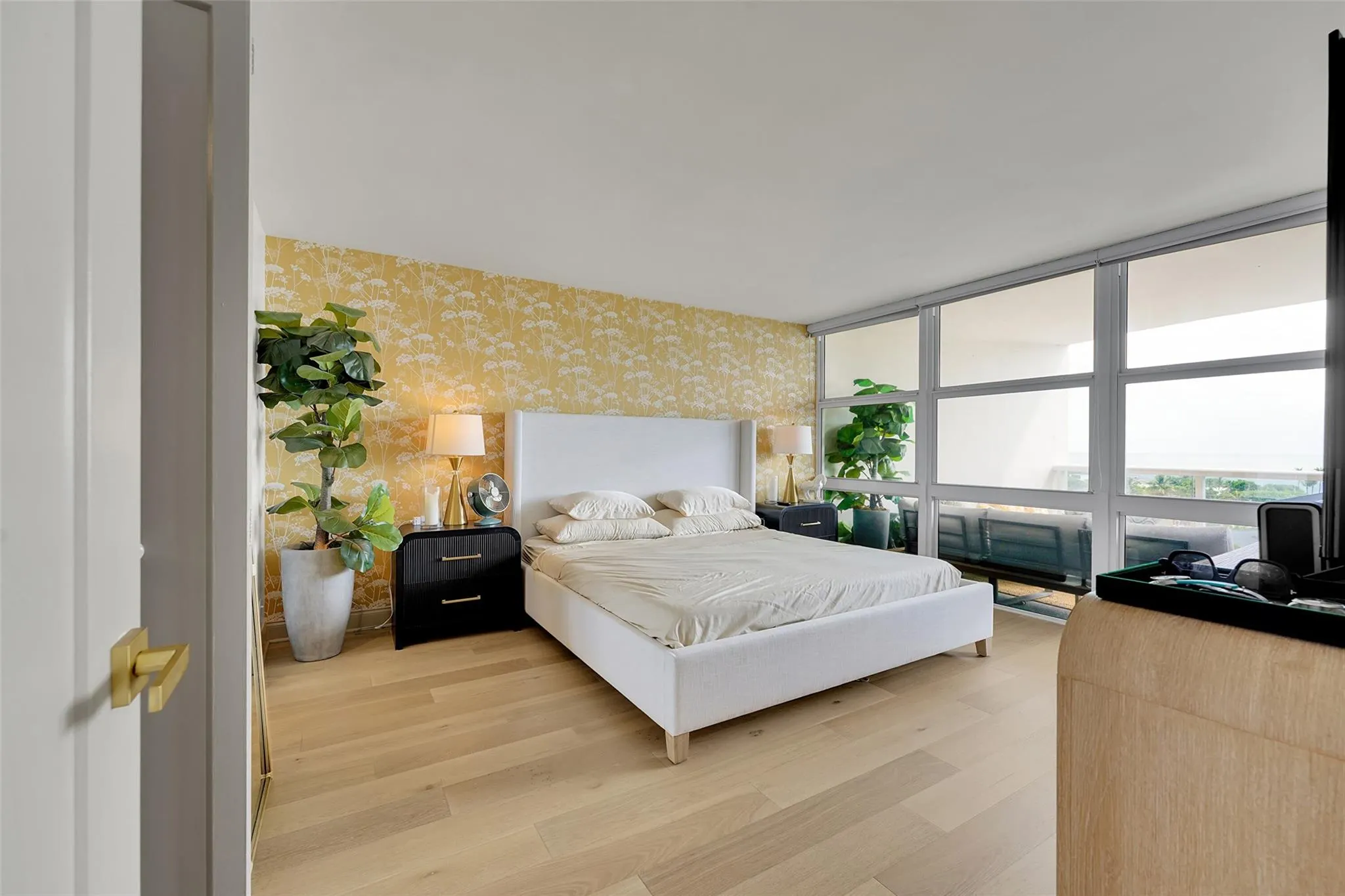 2841 N Ocean Blvd, #1004