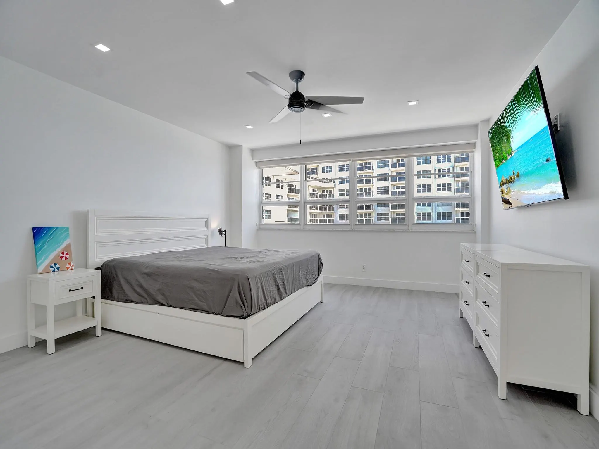 3430 Galt Ocean Dr, #1504