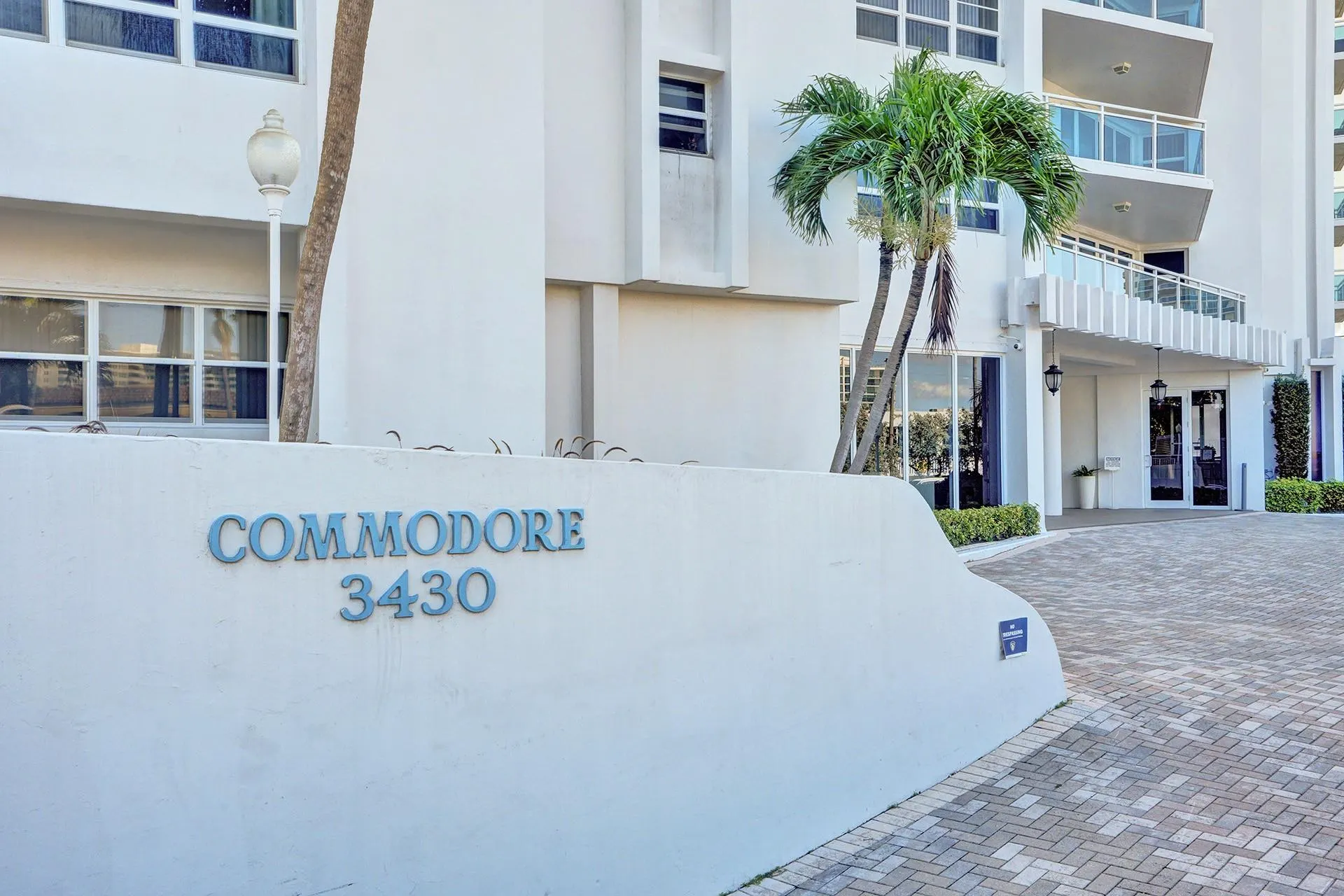 3430 Galt Ocean Dr, #1504