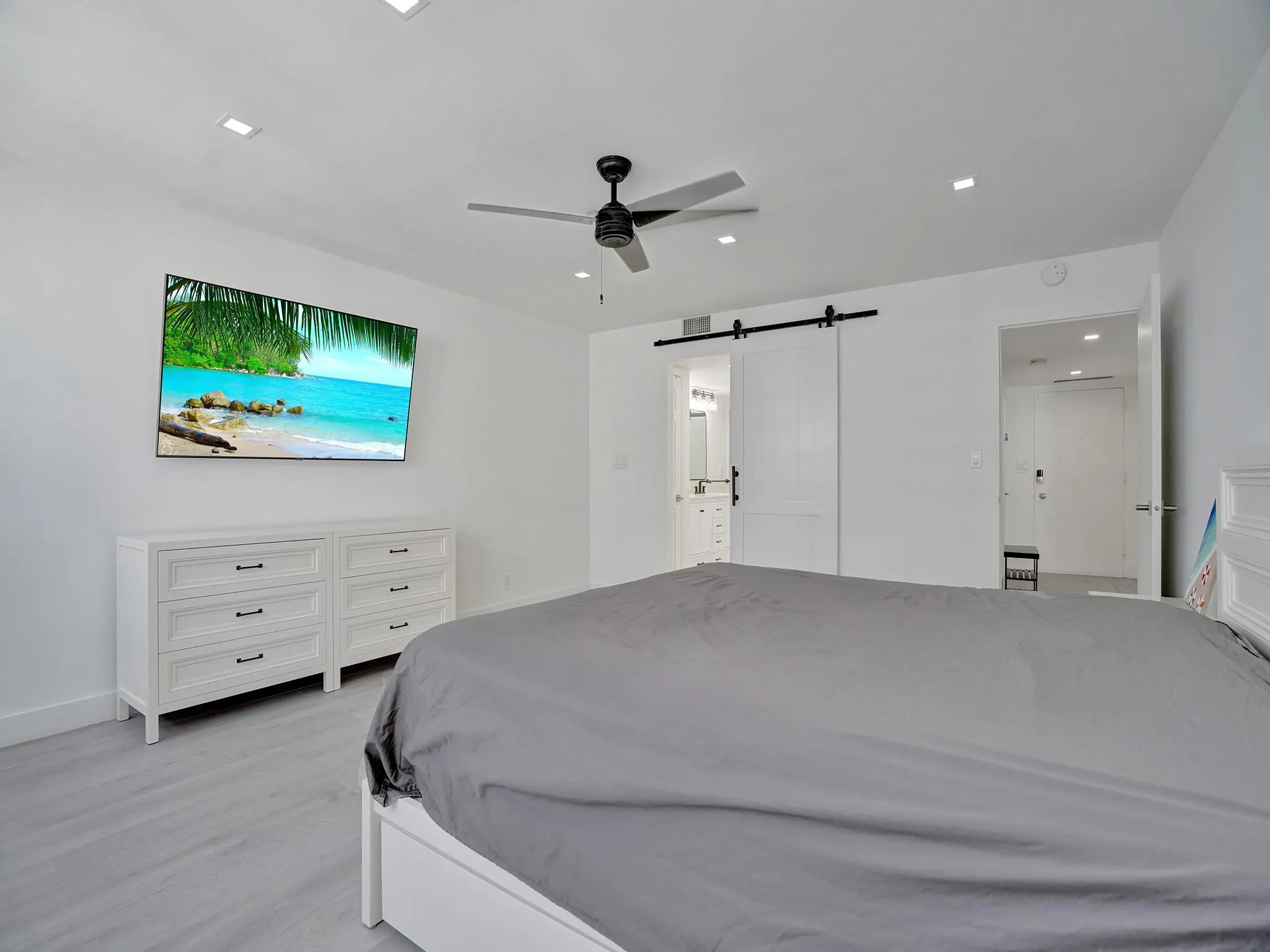 3430 Galt Ocean Dr, #1504