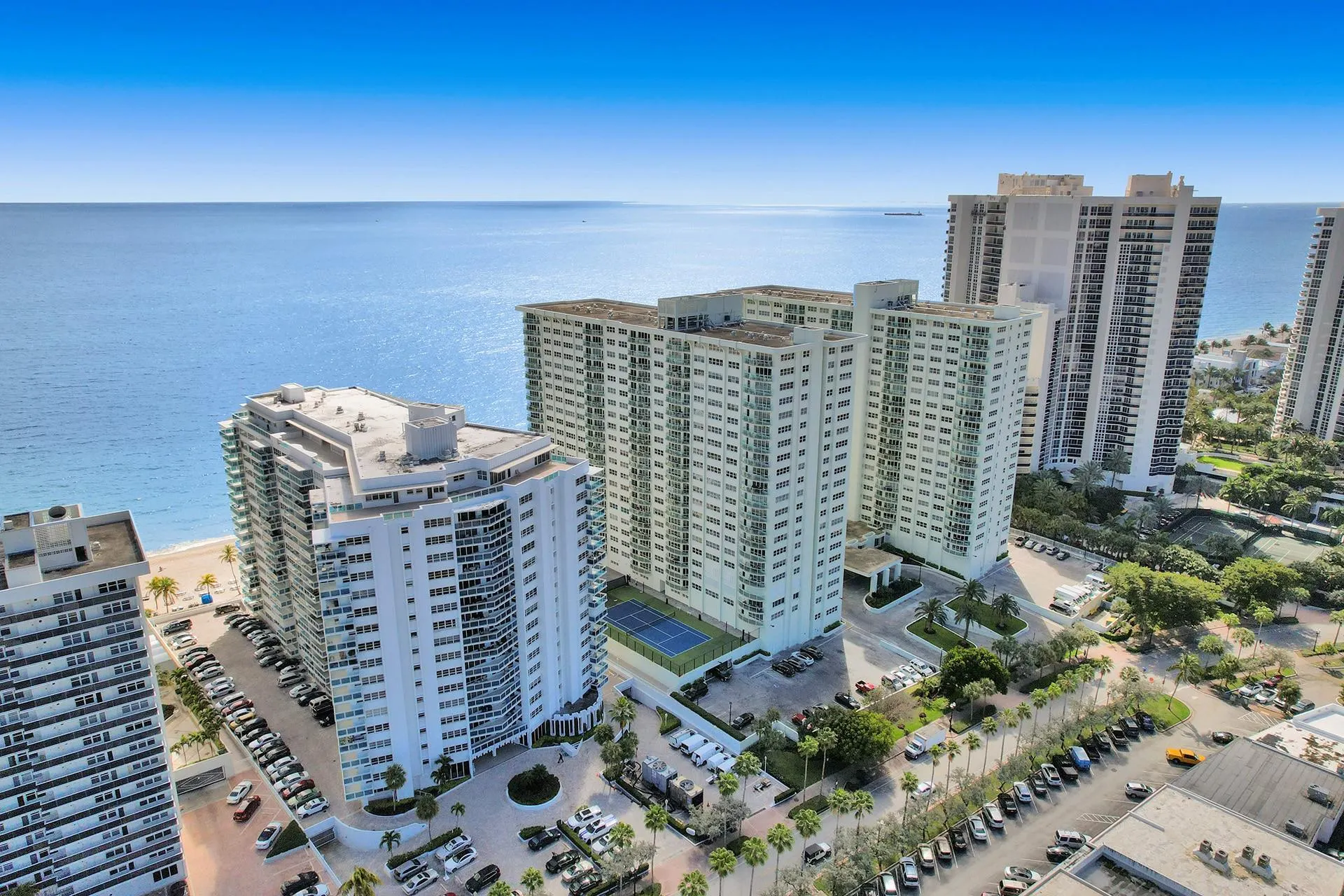 3430 Galt Ocean Dr, #1504