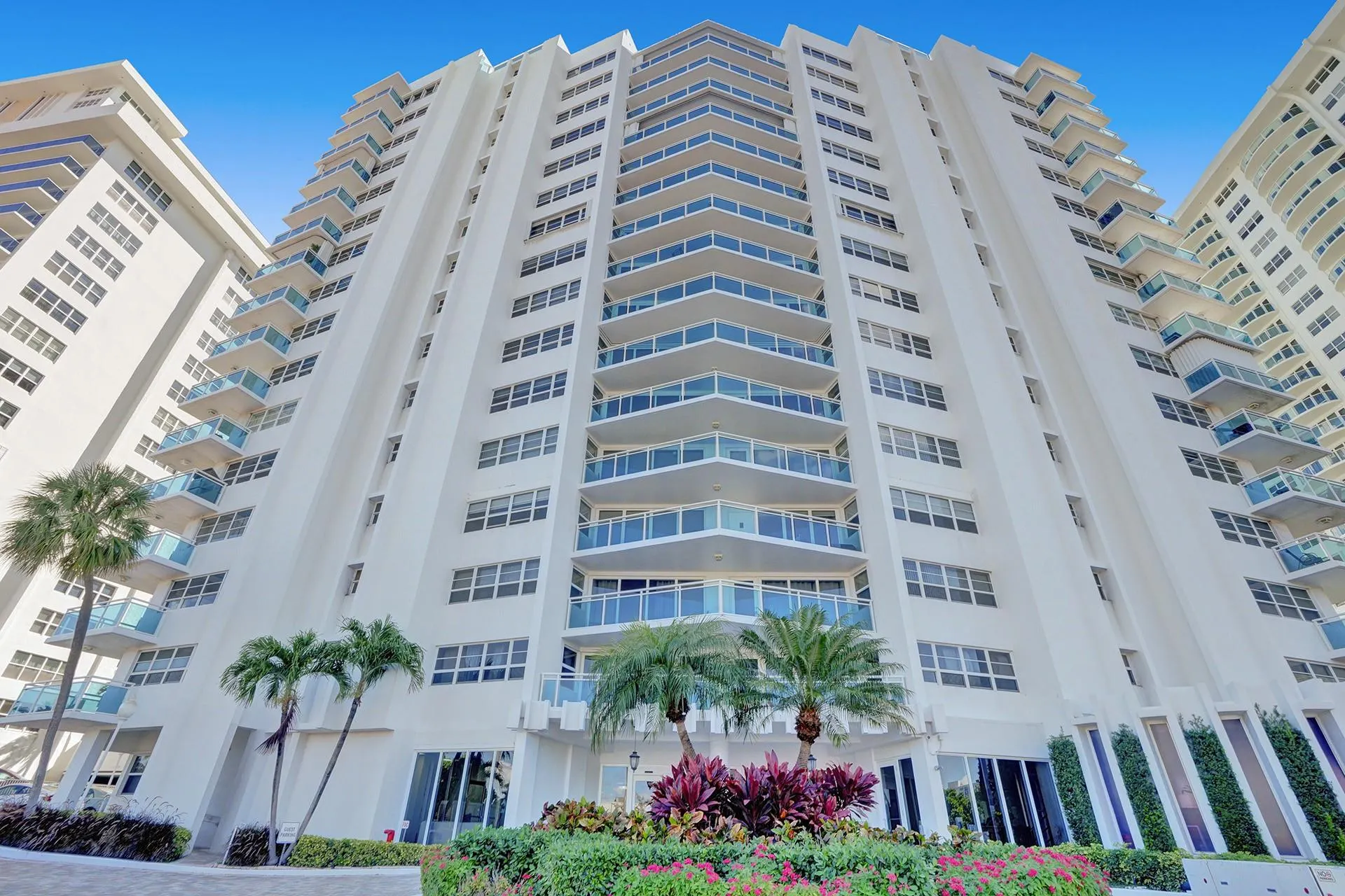 3430 Galt Ocean Dr, #1504