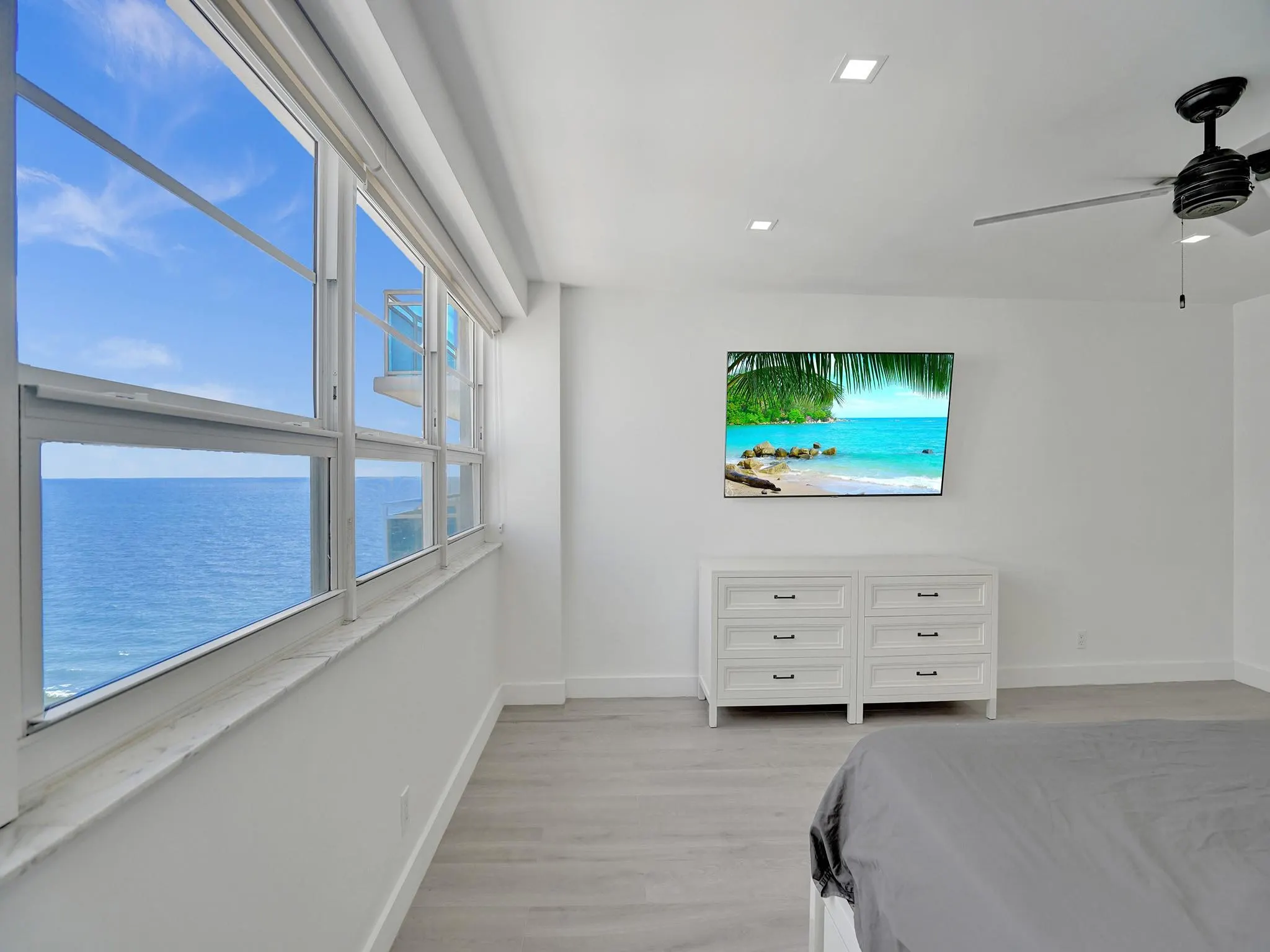 3430 Galt Ocean Dr, #1504