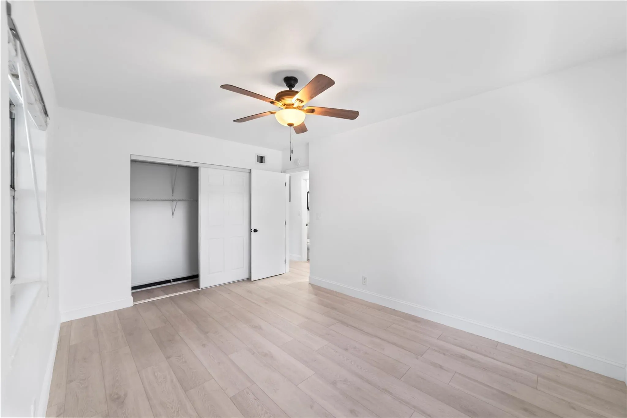 413 SE 16th St, #2