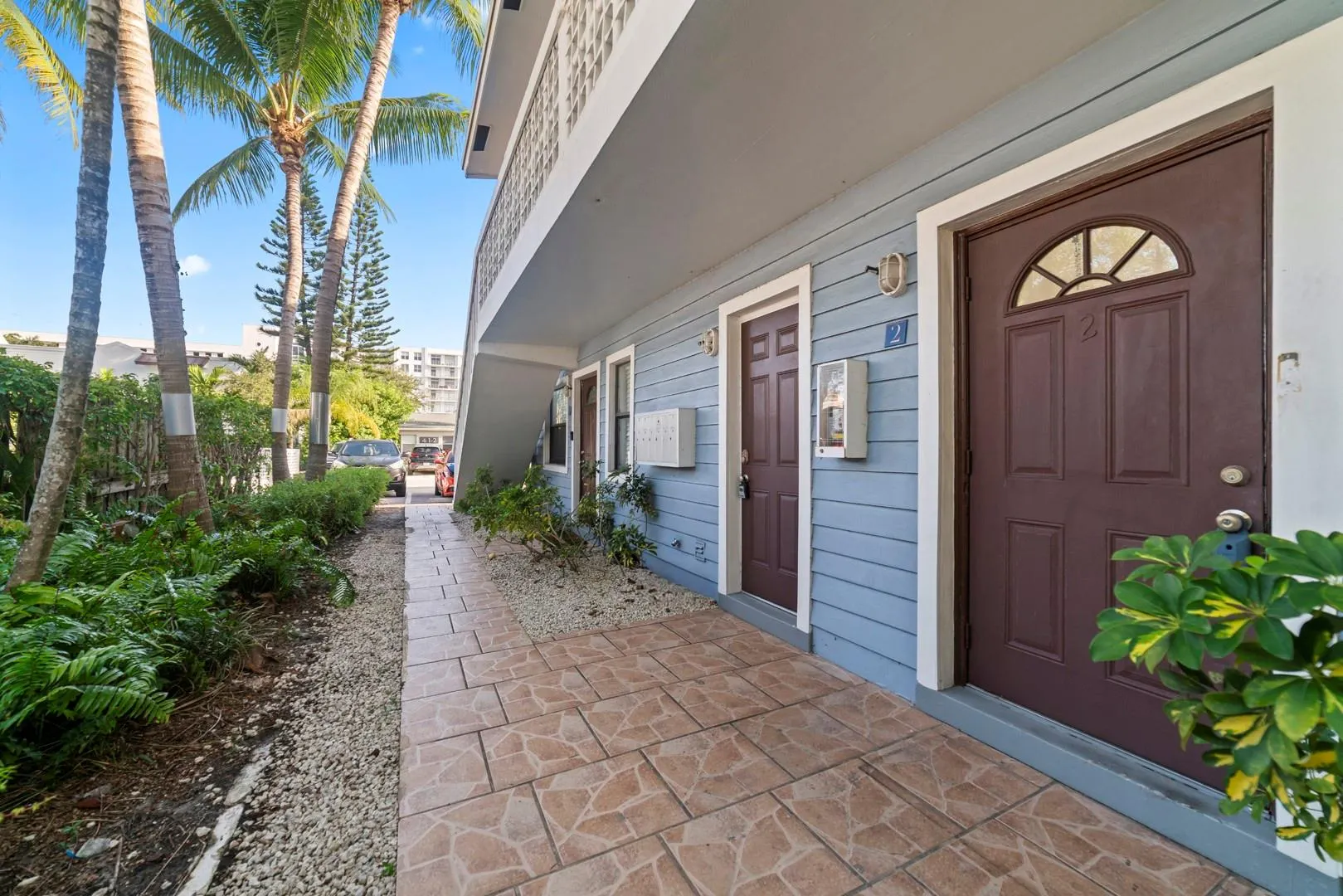 413 SE 16th St, #2
