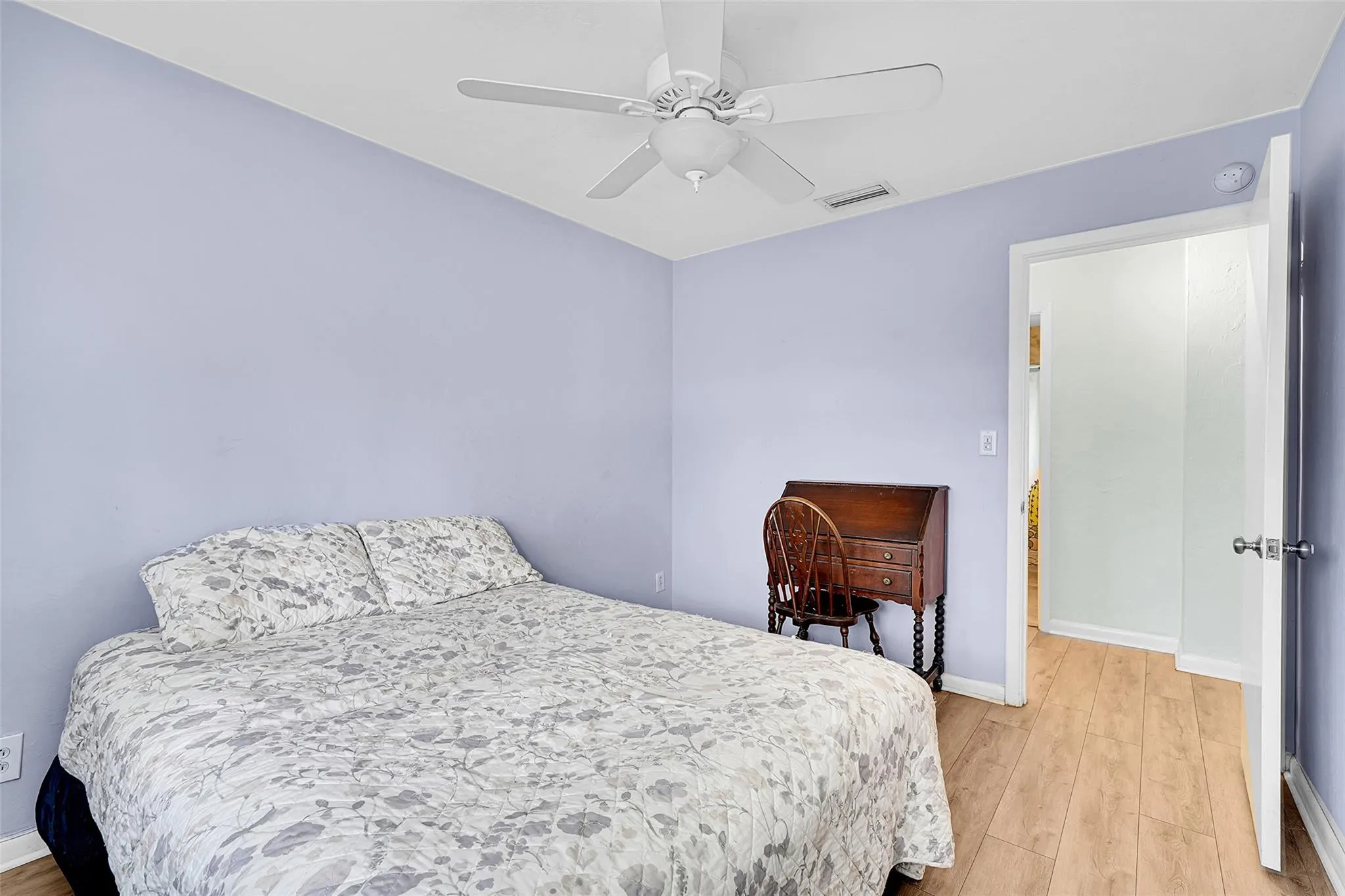 161 SE 8th St