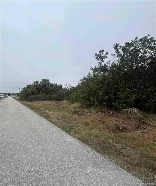 657 Cape Ter NW