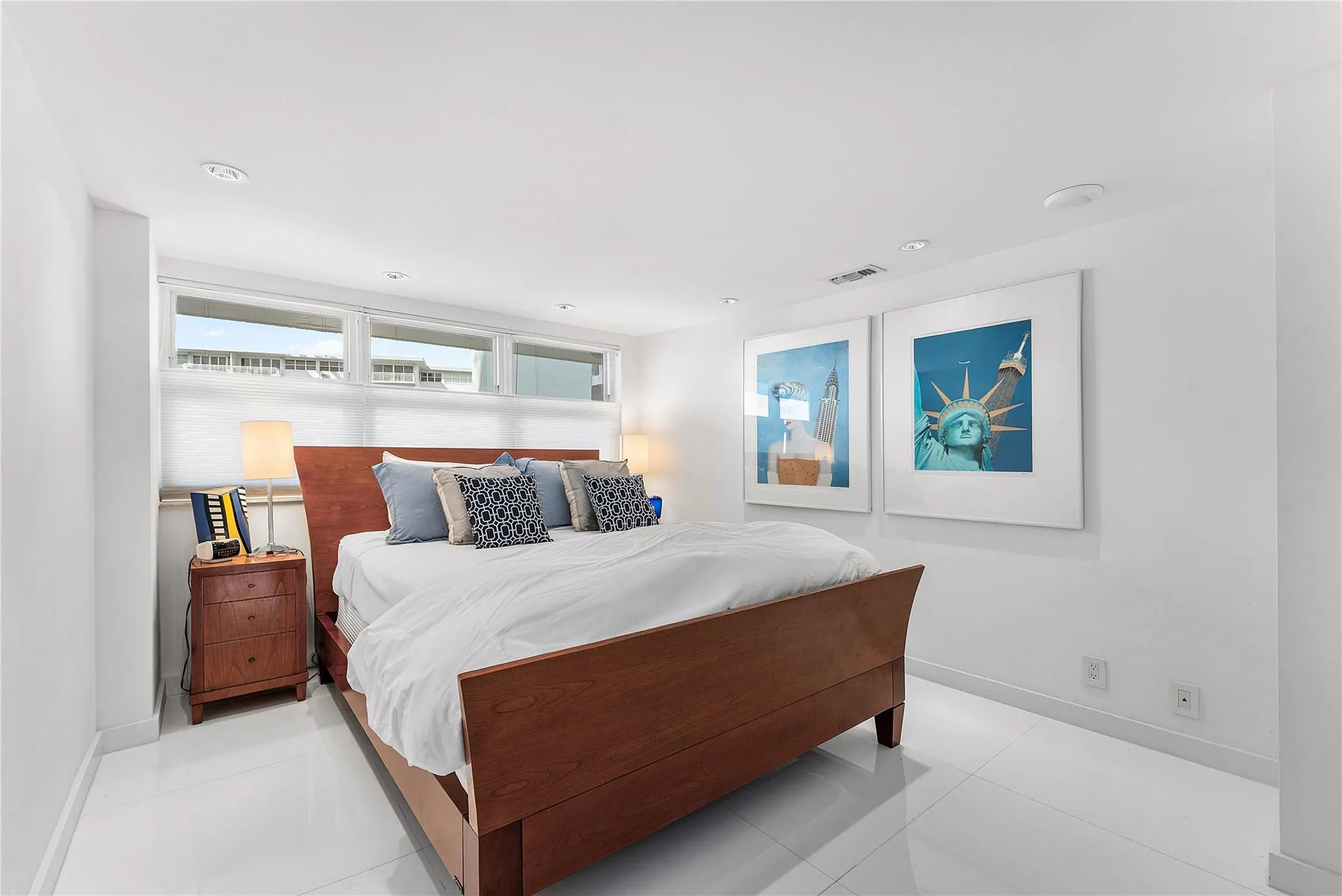 2000 S Ocean Dr, #1209