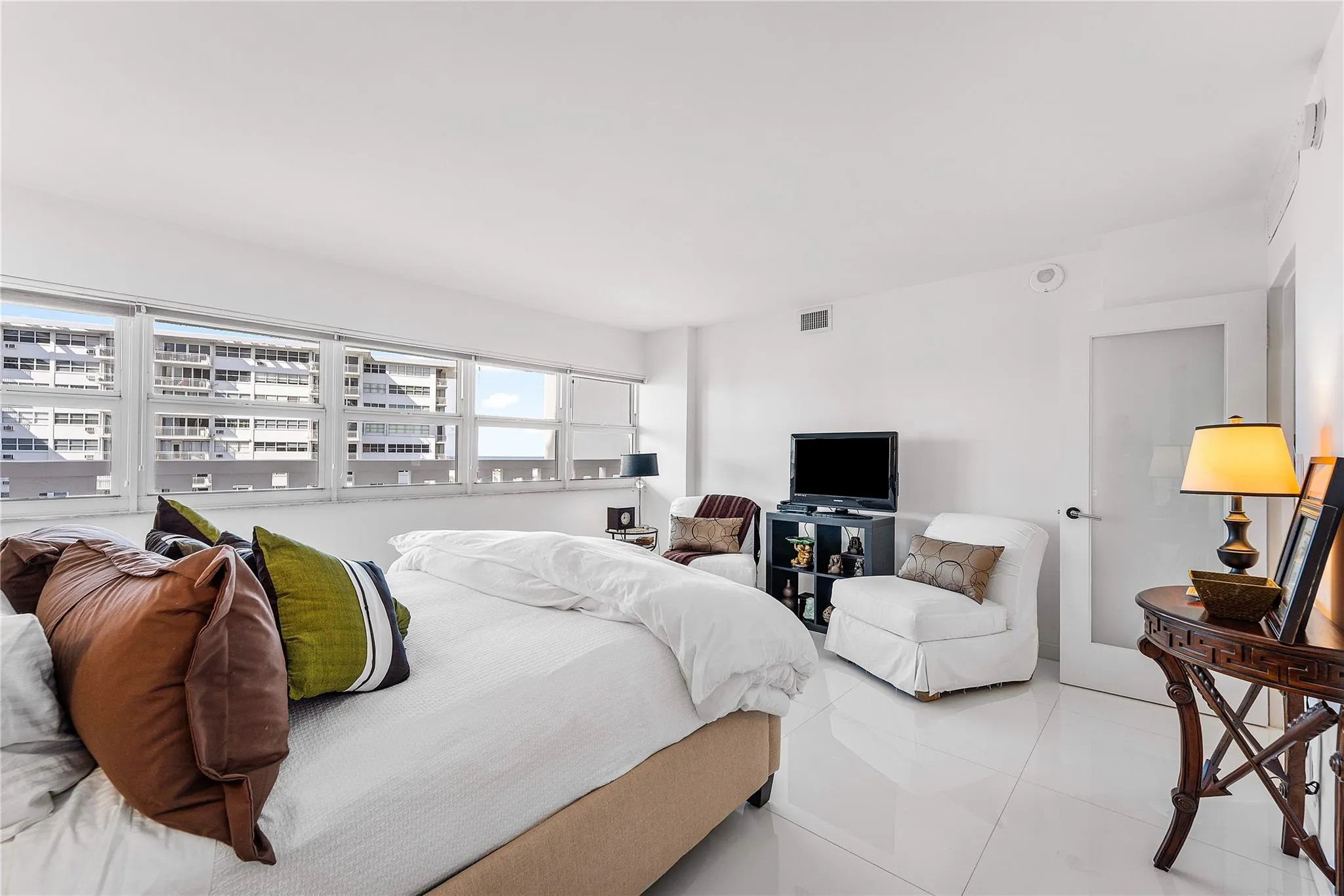 2000 S Ocean Dr, #1209