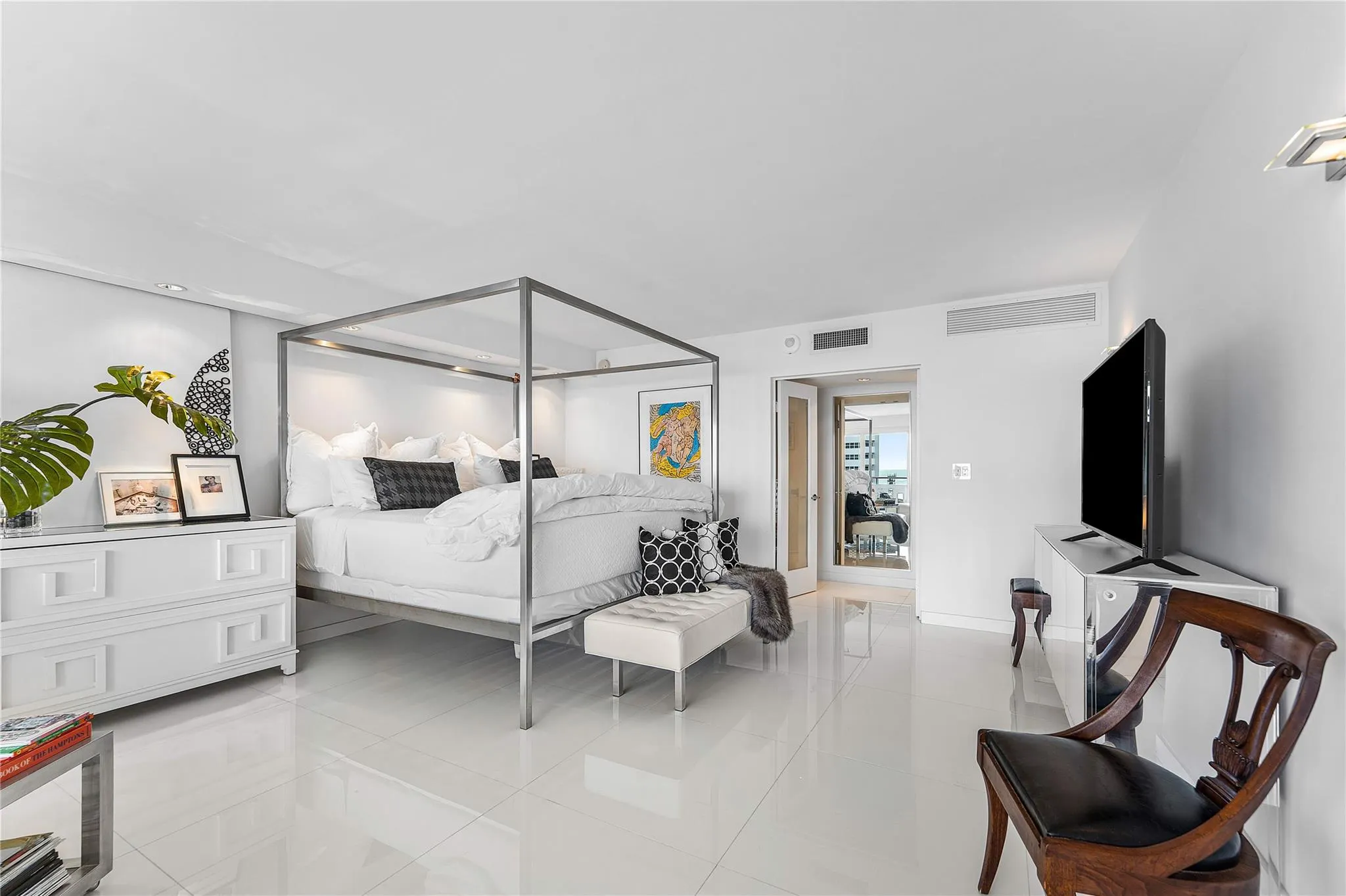 2000 S Ocean Dr, #1209