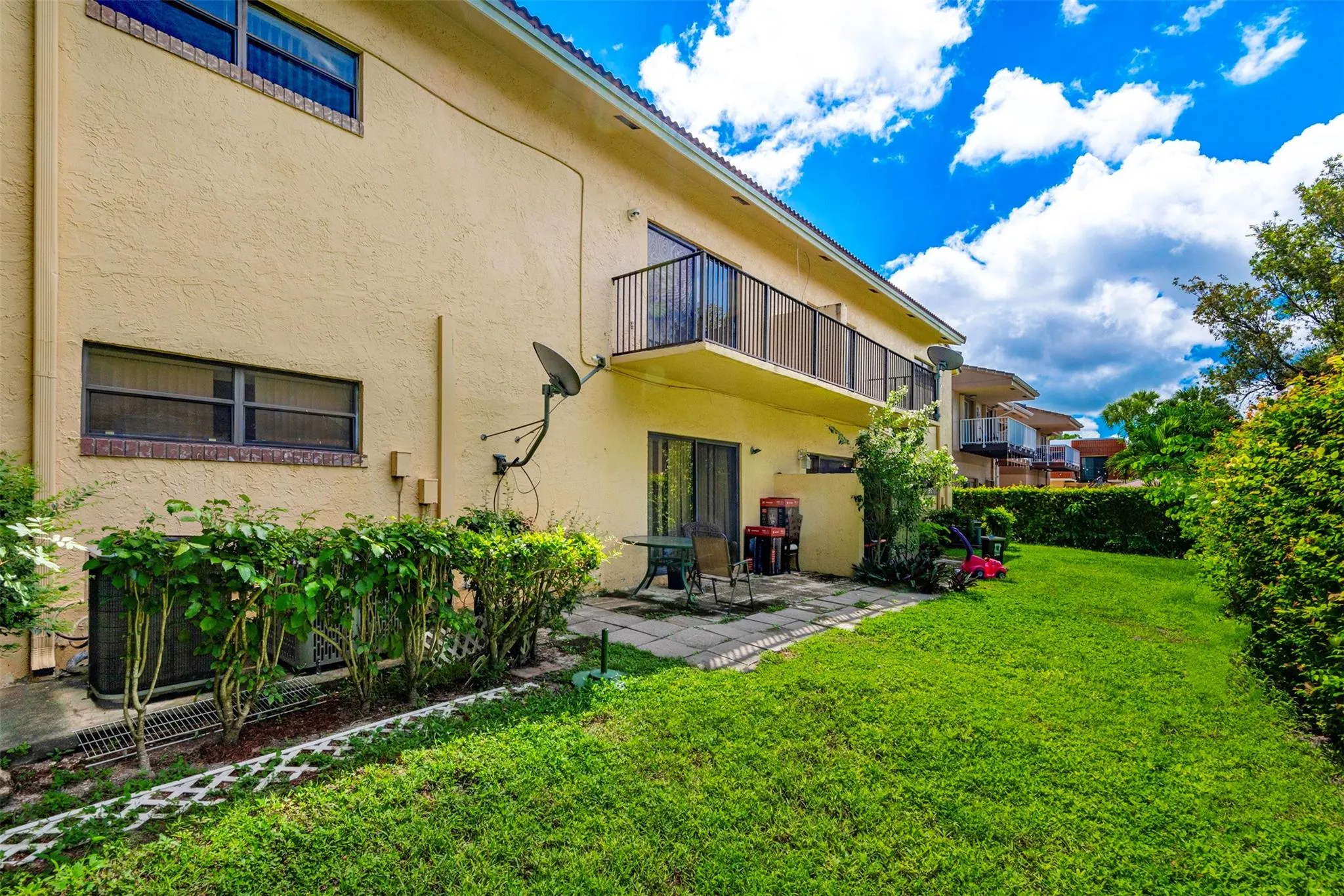 4280 NW 114th Ter