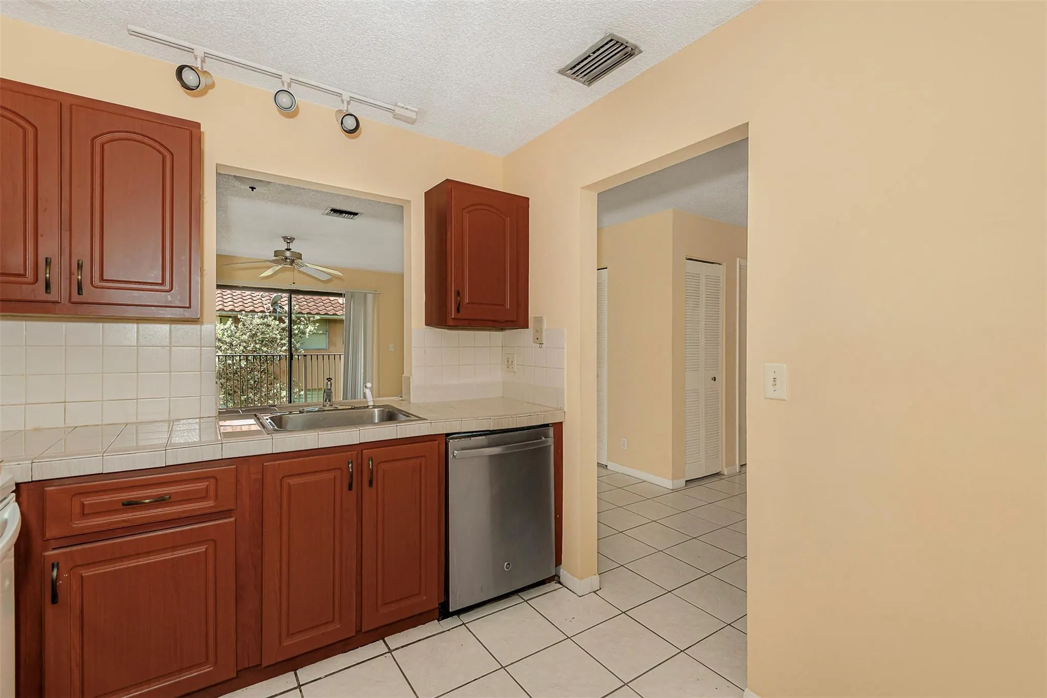 4280 NW 114th Ter