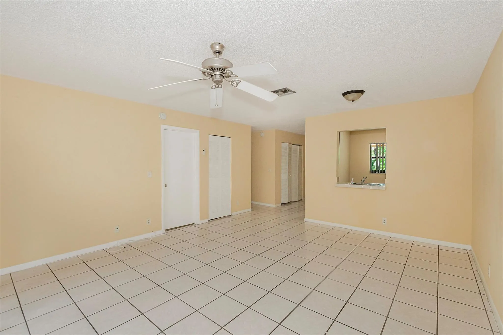 4280 NW 114th Ter
