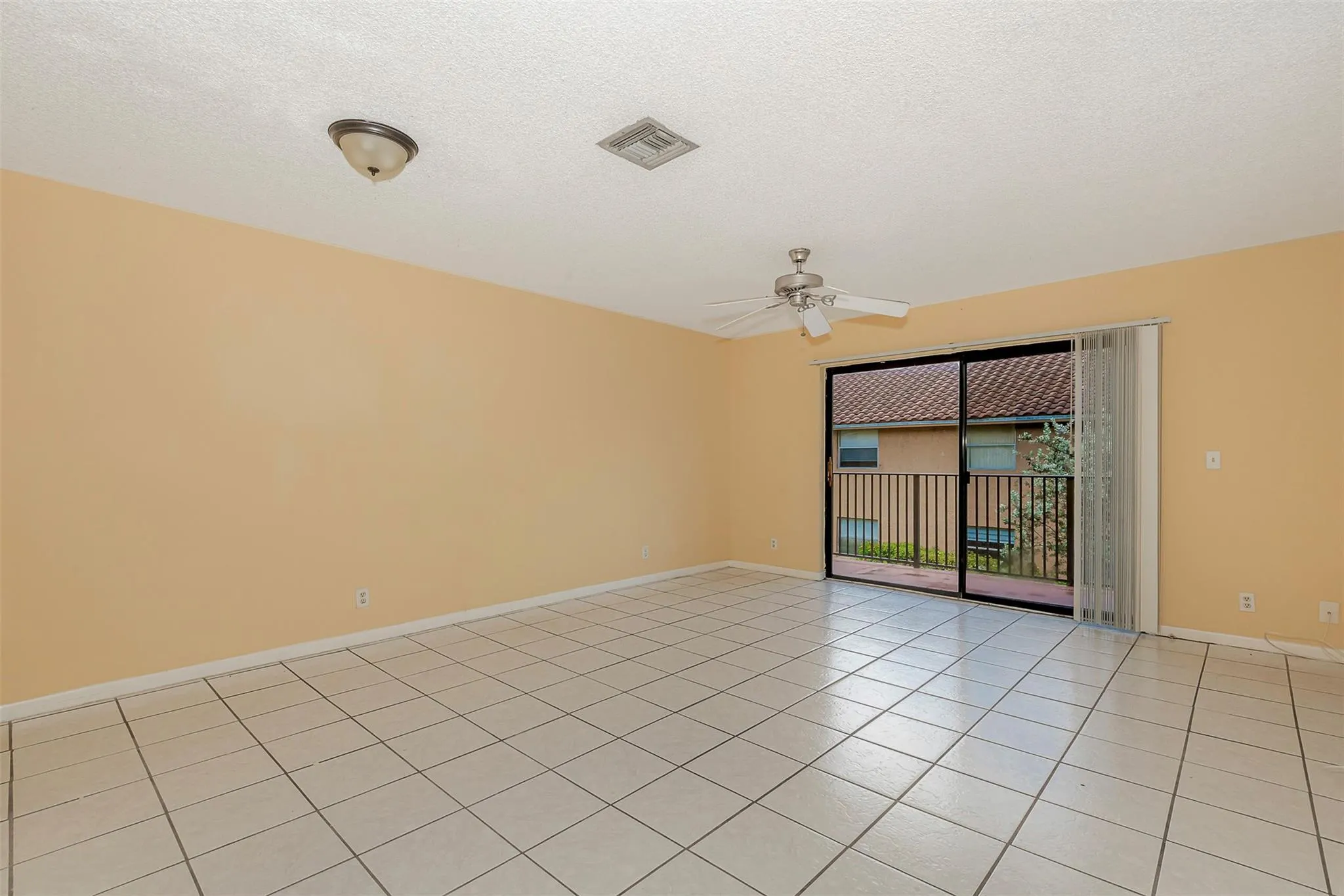 4280 NW 114th Ter