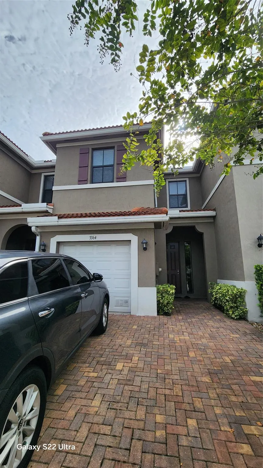 3364 NW 10th Ave