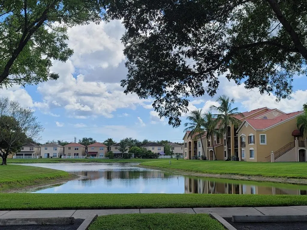 4151 San Marino Blvd, #208