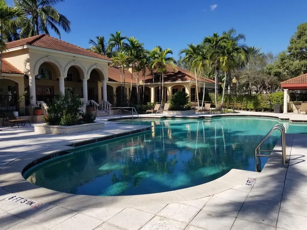 4151 San Marino Blvd, #208