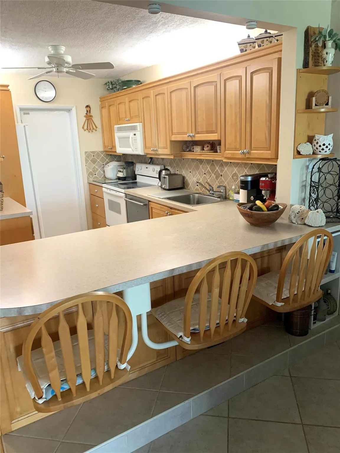 2731 NE 14th Street Cswy, #307