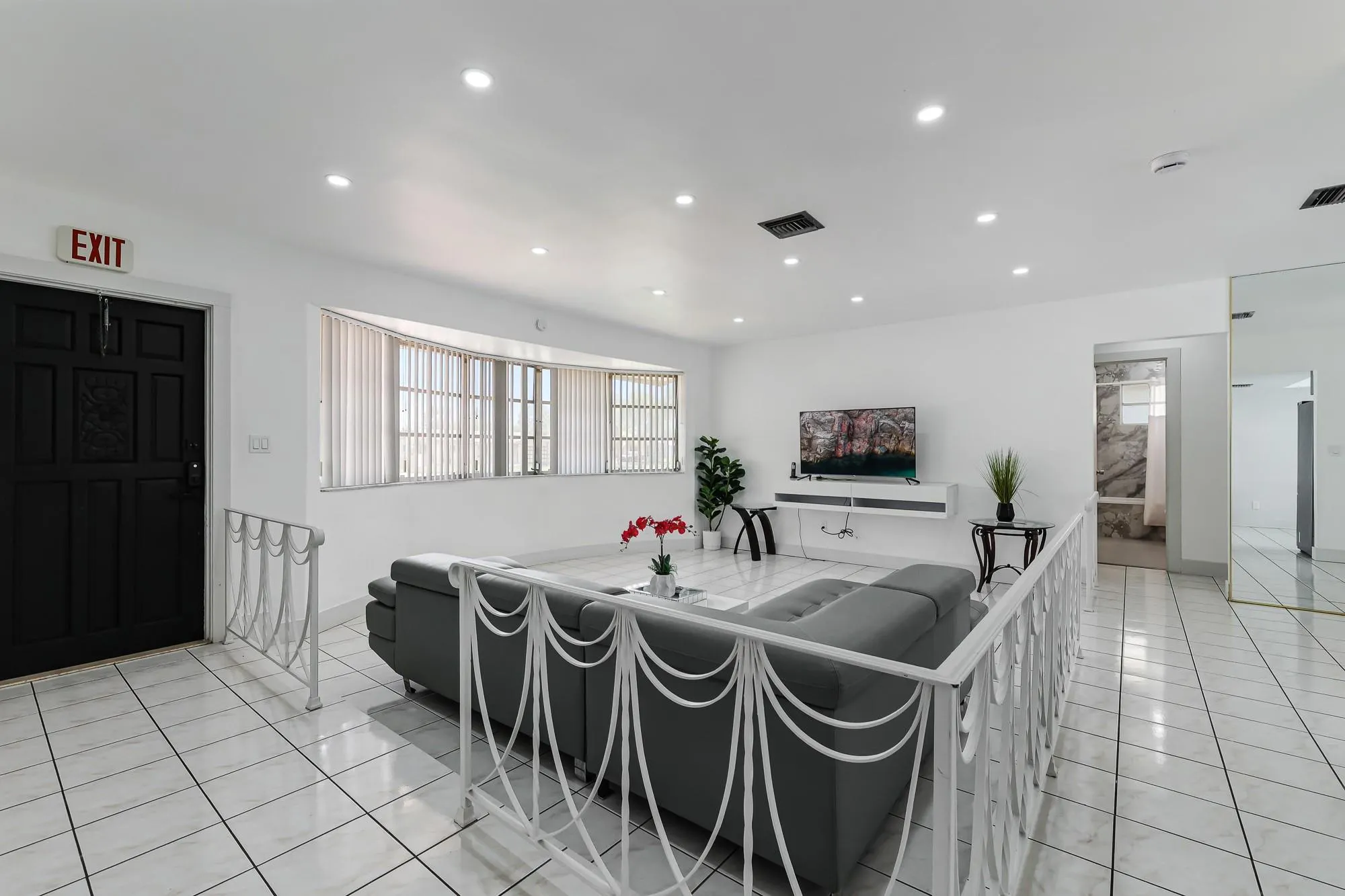 5400 W Park Rd