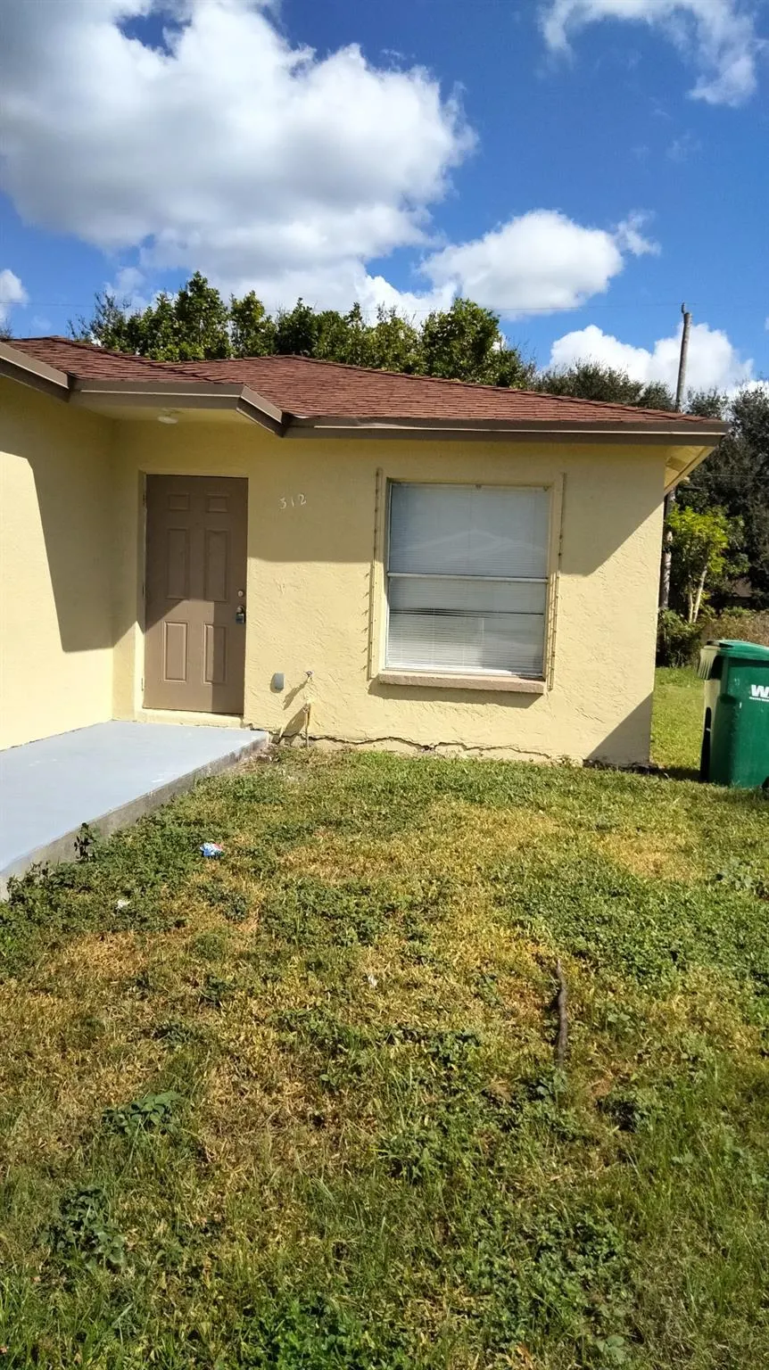 312 Carissa Dr