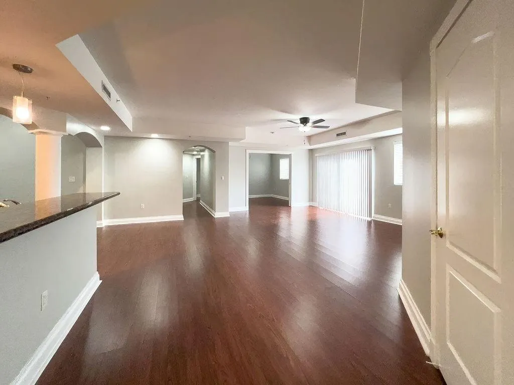 4241 N OCEAN BLVD, #102