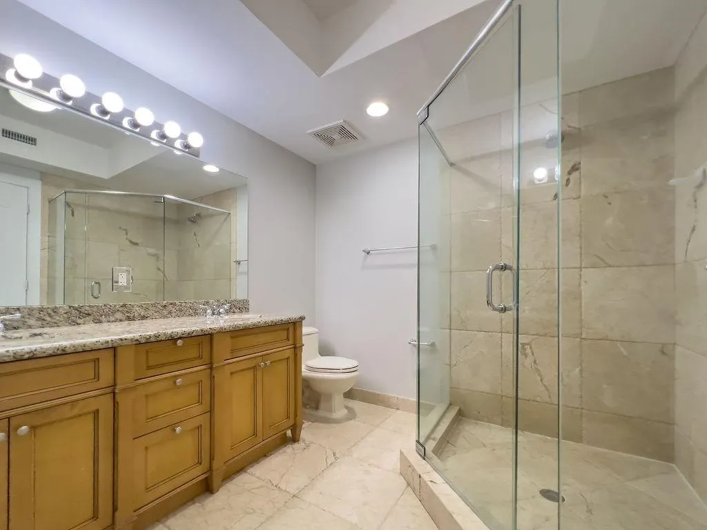 4241 N OCEAN BLVD, #102