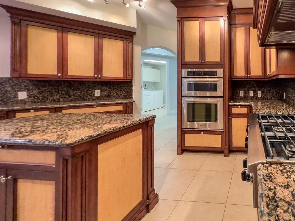 4241 N OCEAN BLVD, #102