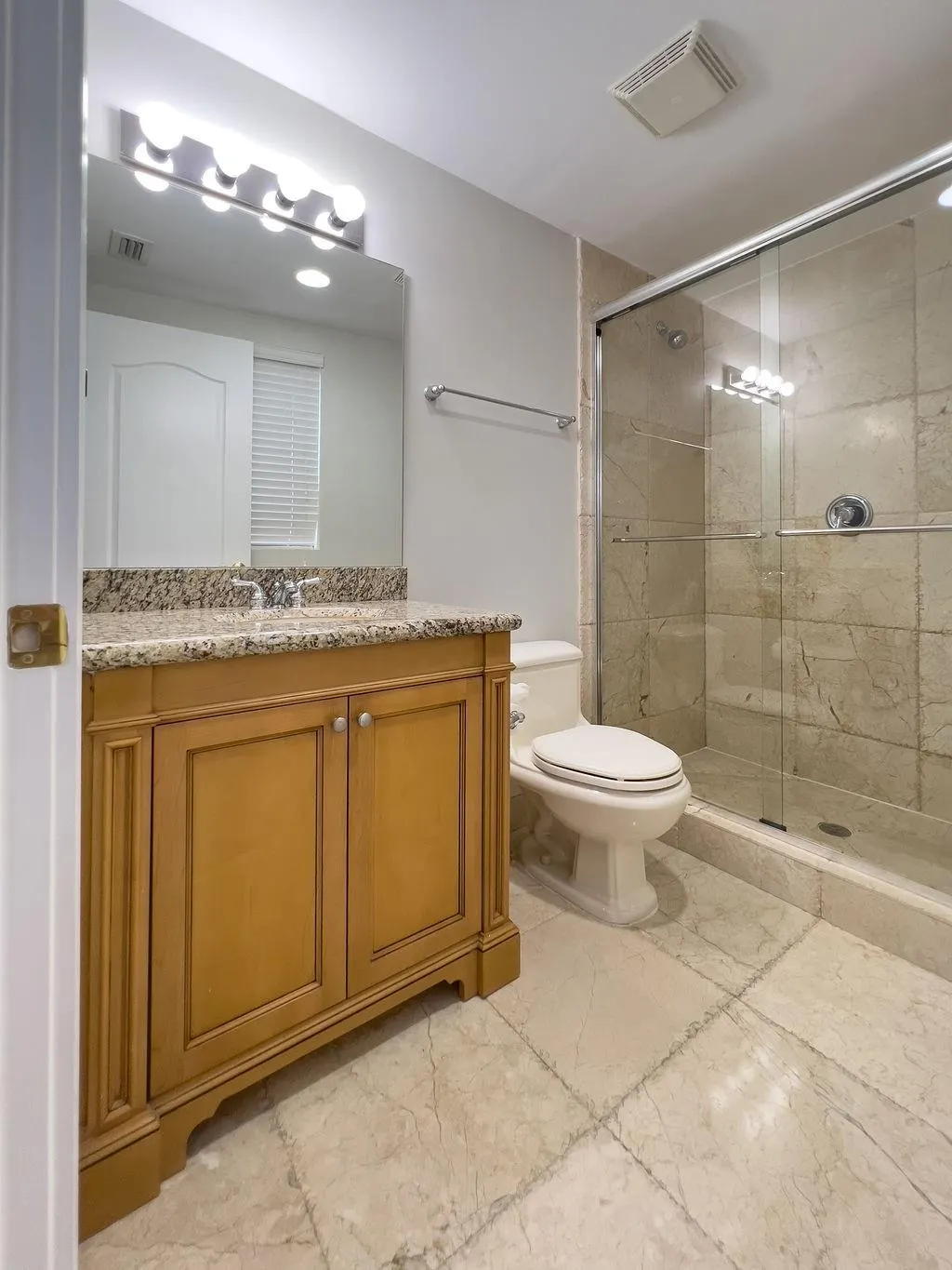 4241 N OCEAN BLVD, #102