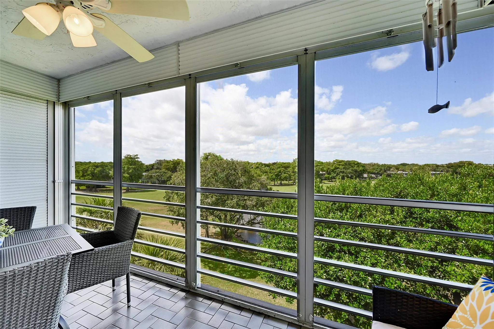 4020 W Palm Aire Dr, #503