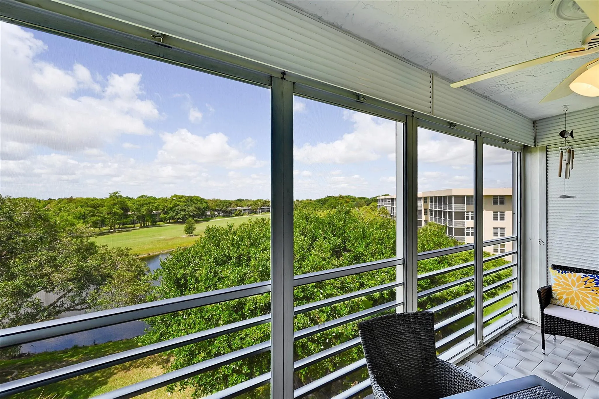 4020 W Palm Aire Dr, #503