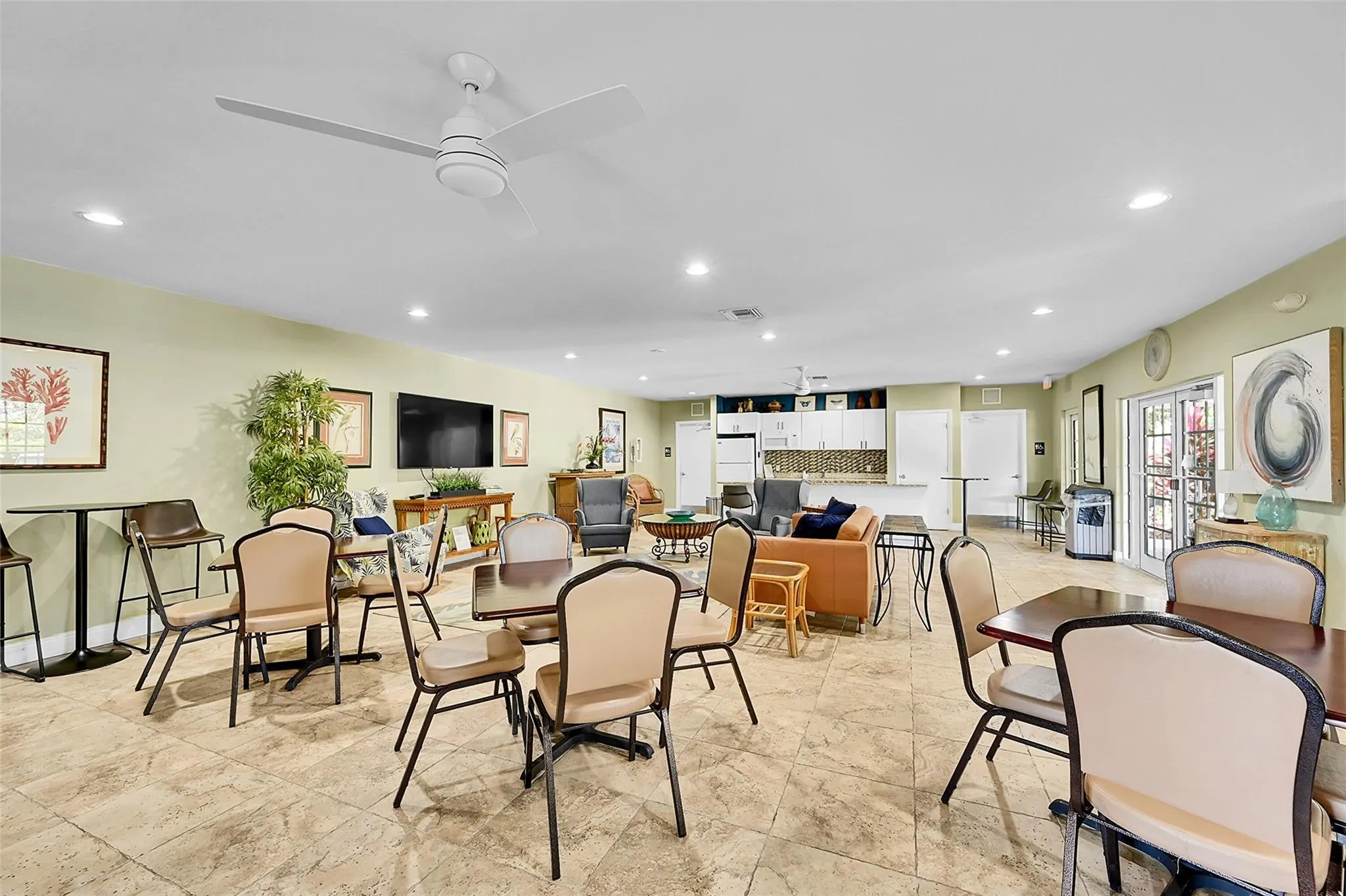 4020 W Palm Aire Dr, #503