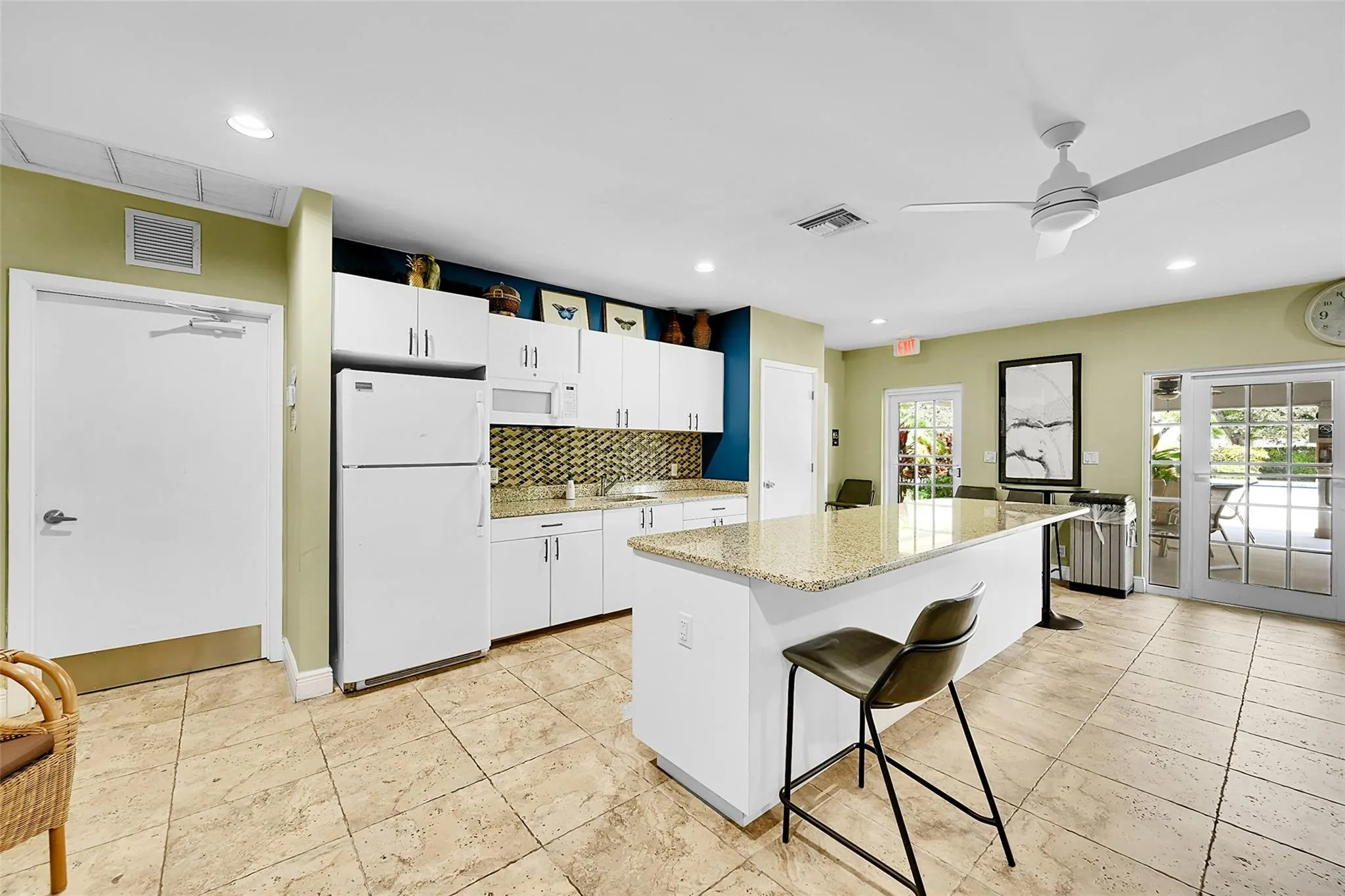 4020 W Palm Aire Dr, #503