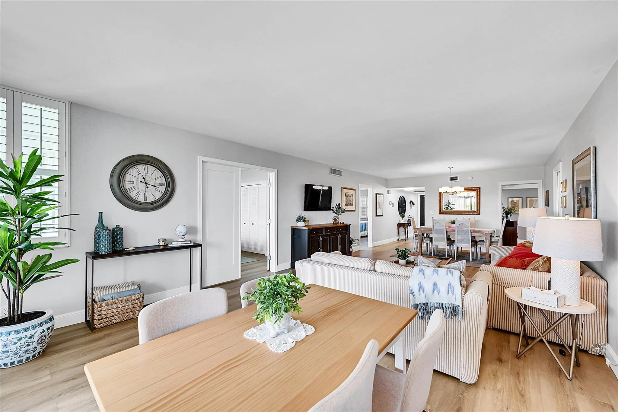 4020 W Palm Aire Dr, #503