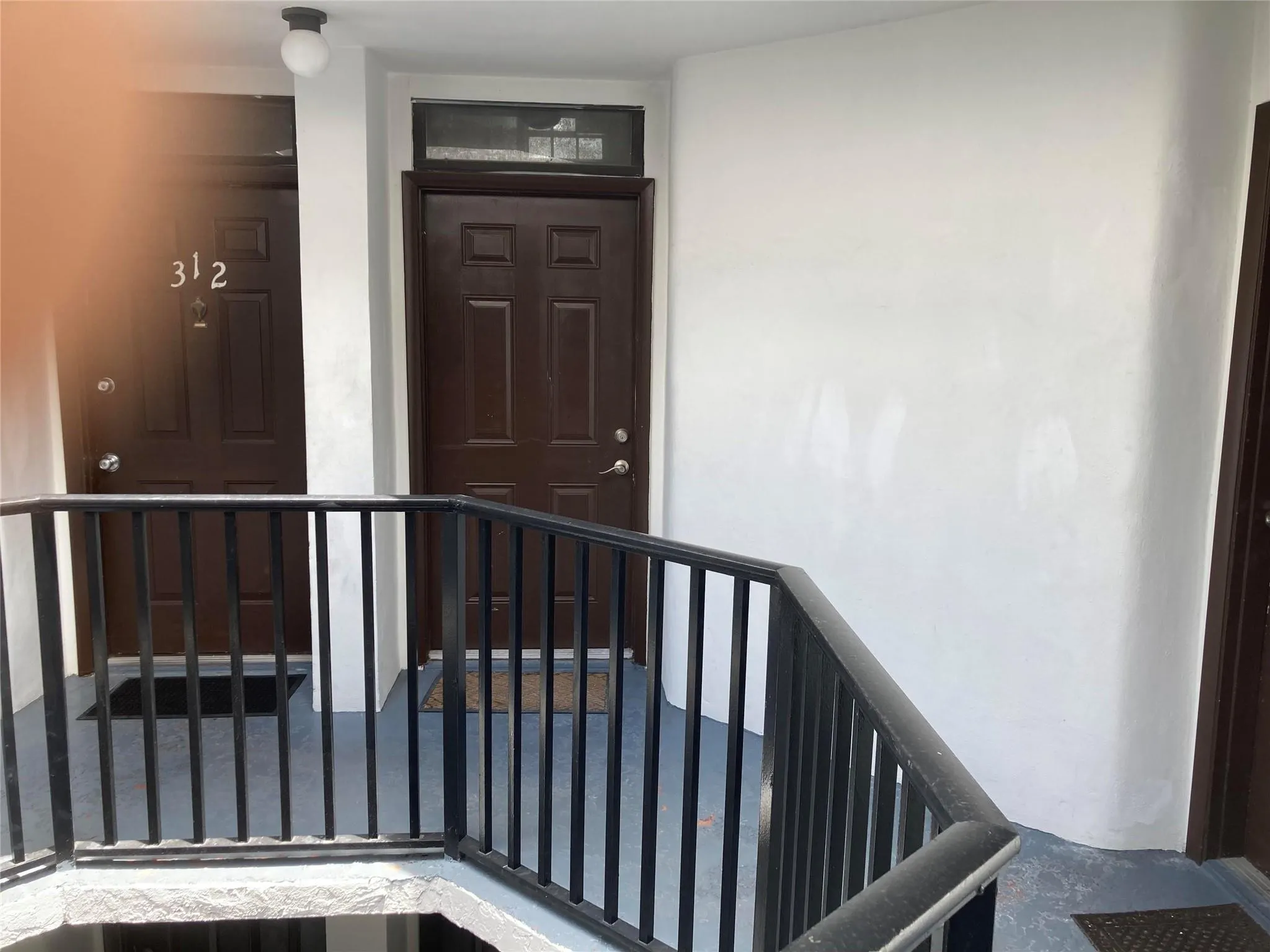 212 Lake Pointe Dr, #313