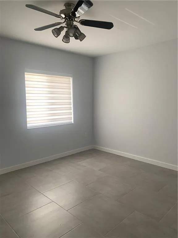 103 Riviera Cir