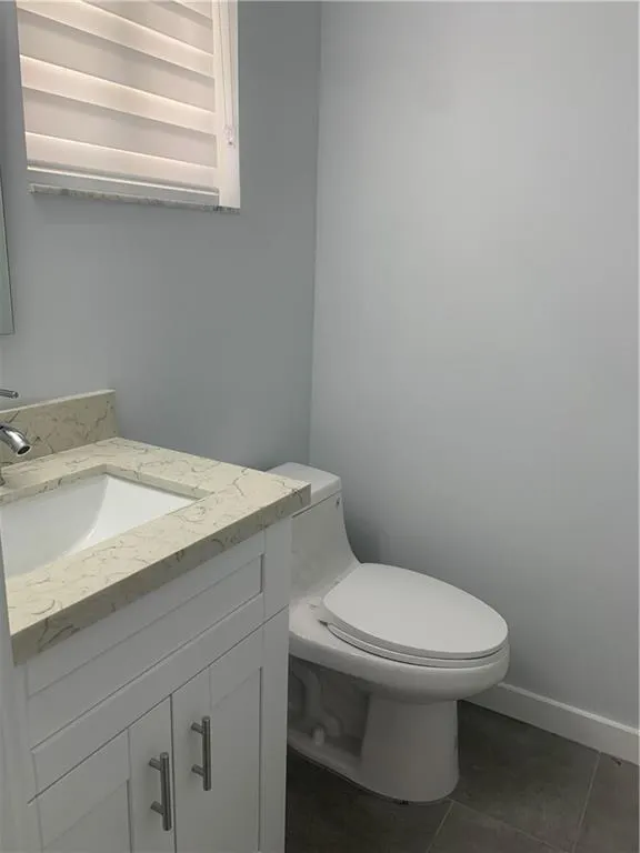 103 Riviera Cir