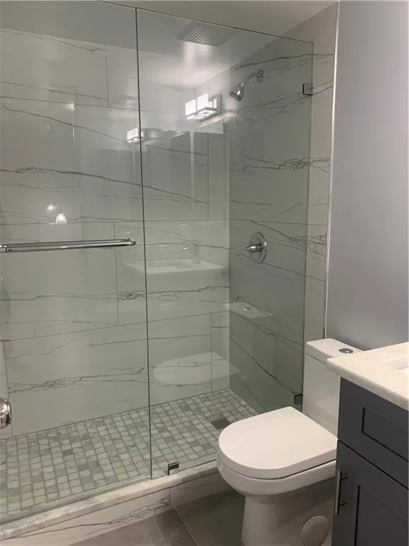 103 Riviera Cir
