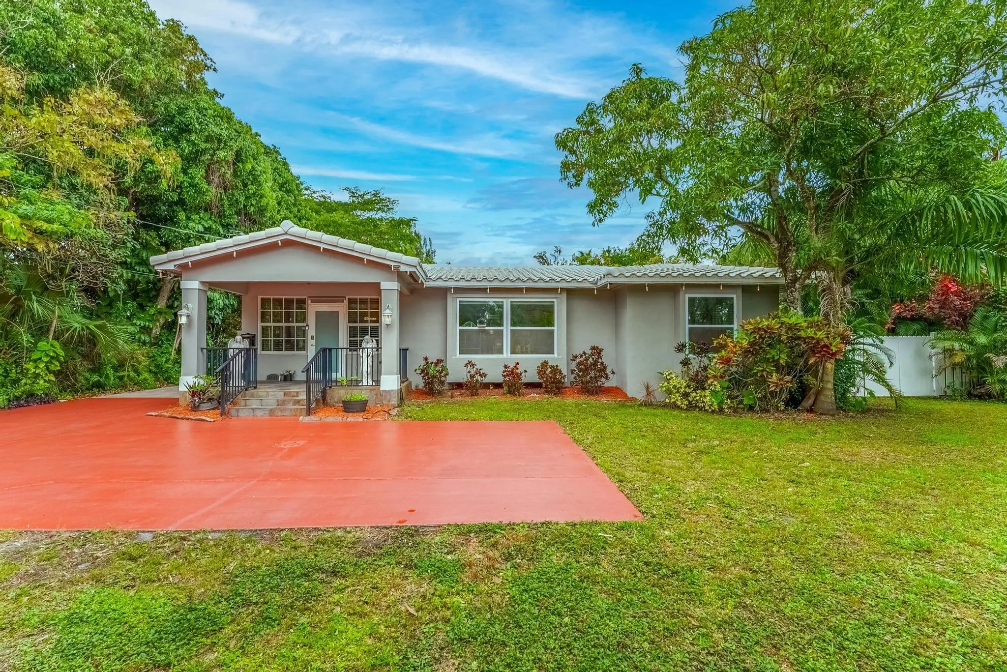 5541 W Broward Blvd