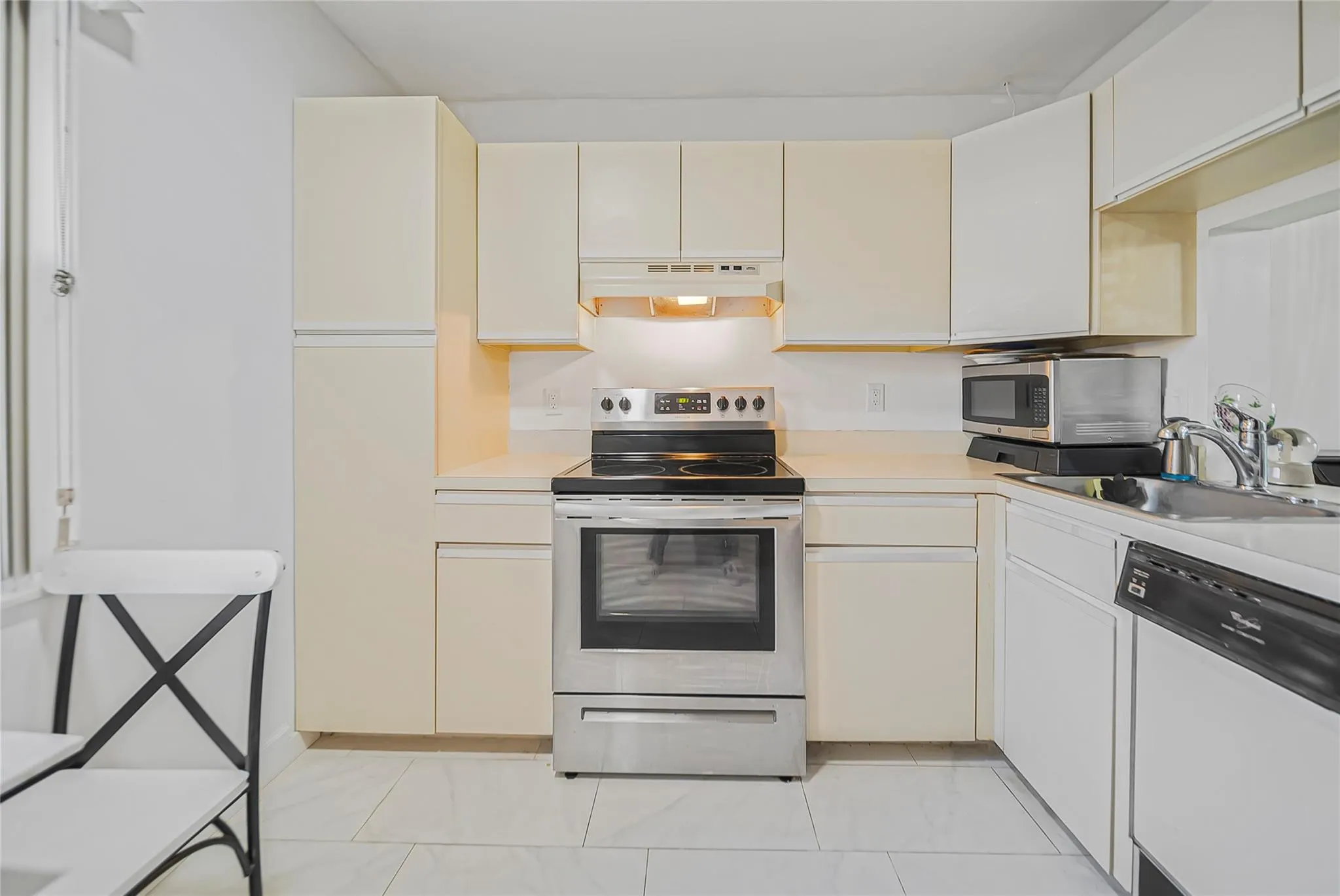 3039 Carambola Cir, #3039