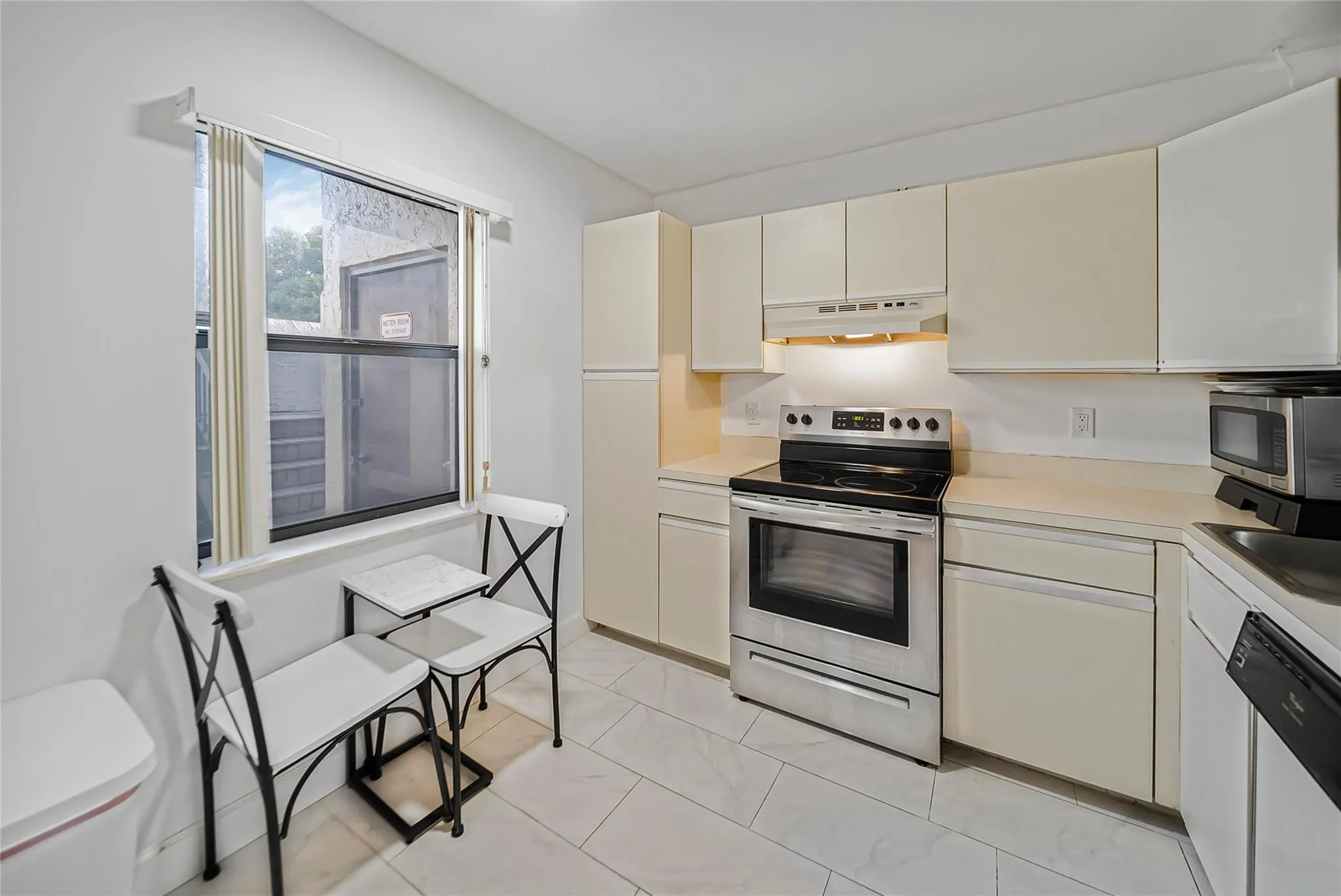 3039 Carambola Cir, #3039