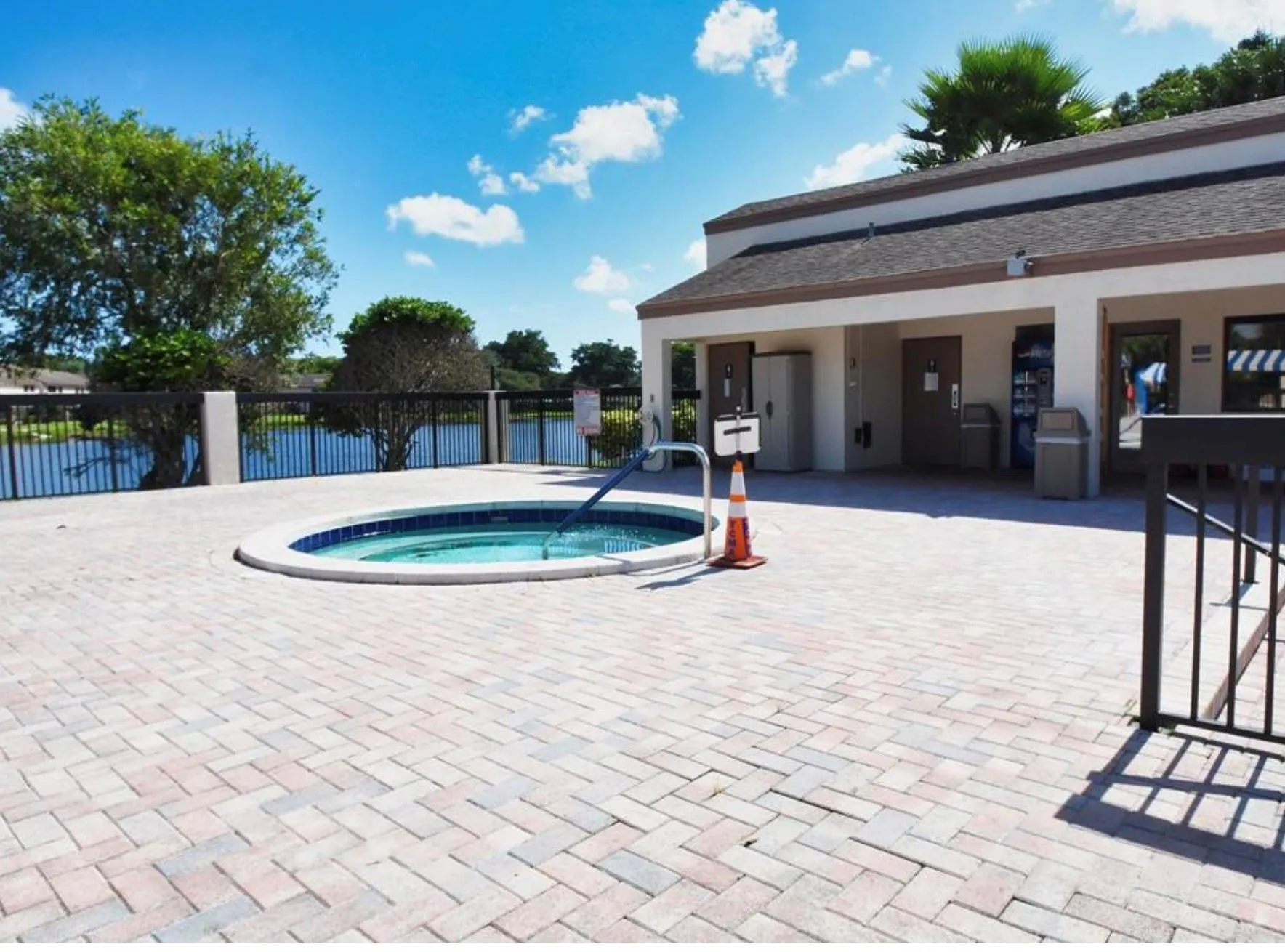 3039 Carambola Cir, #3039