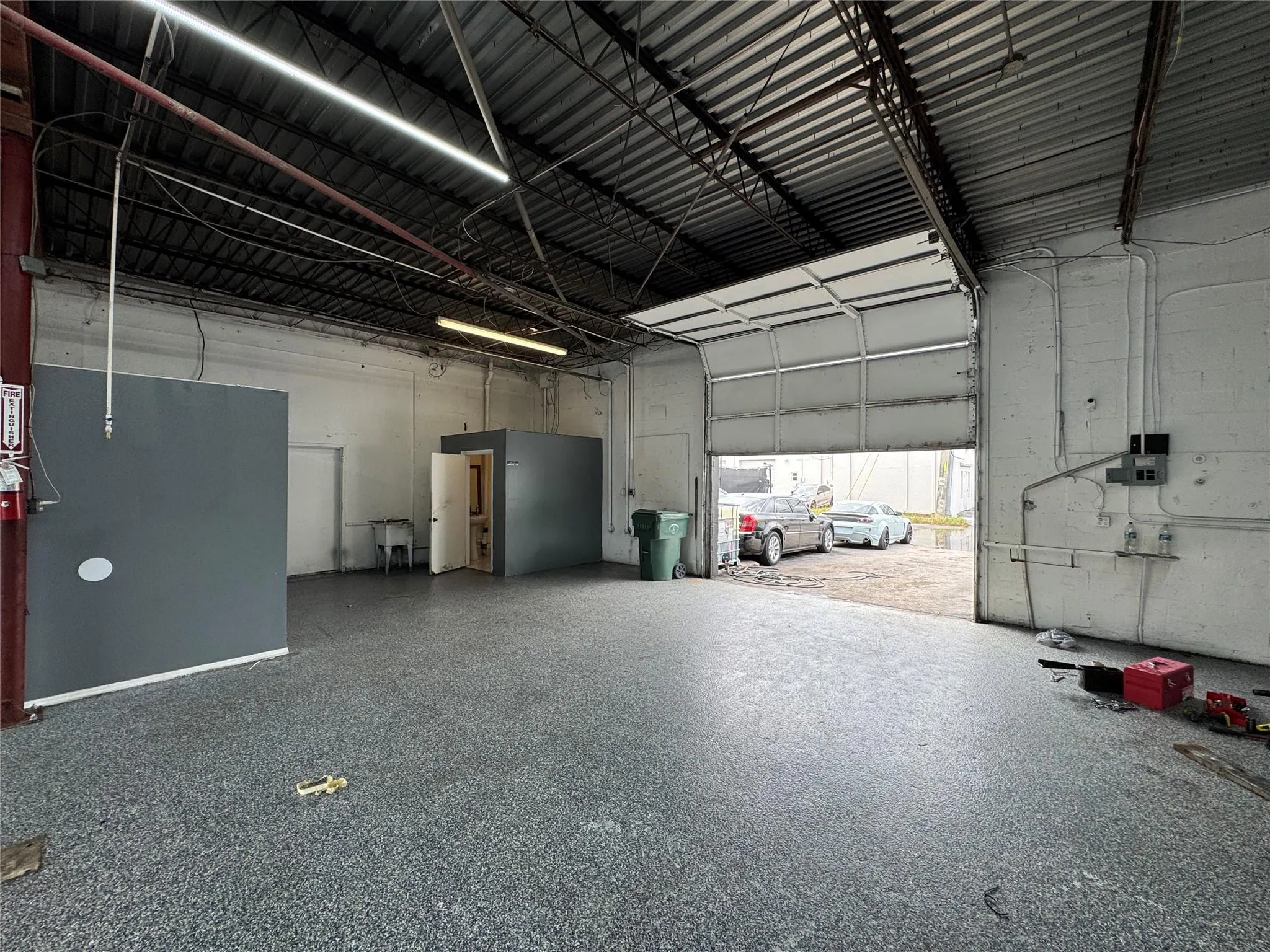 3901 NE 5 TERRACE, #4