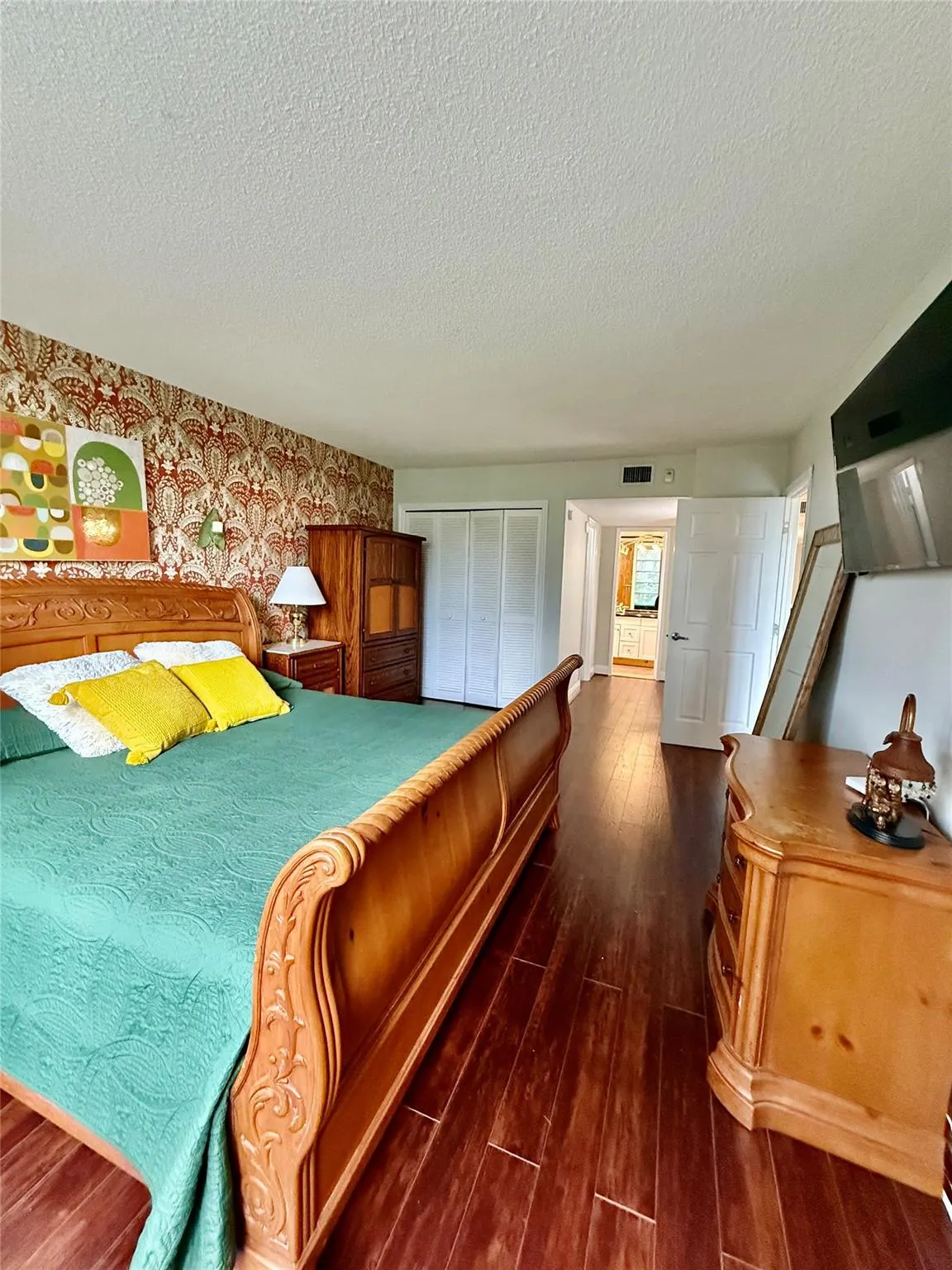 2601 S Course Dr, #104
