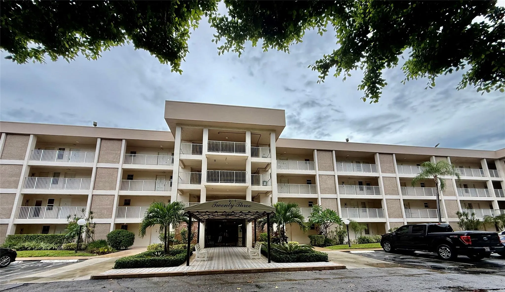2601 S Course Dr, #104