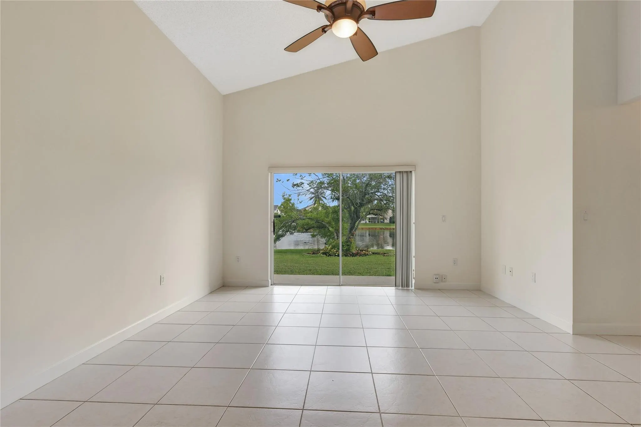 12121 NW 34th St