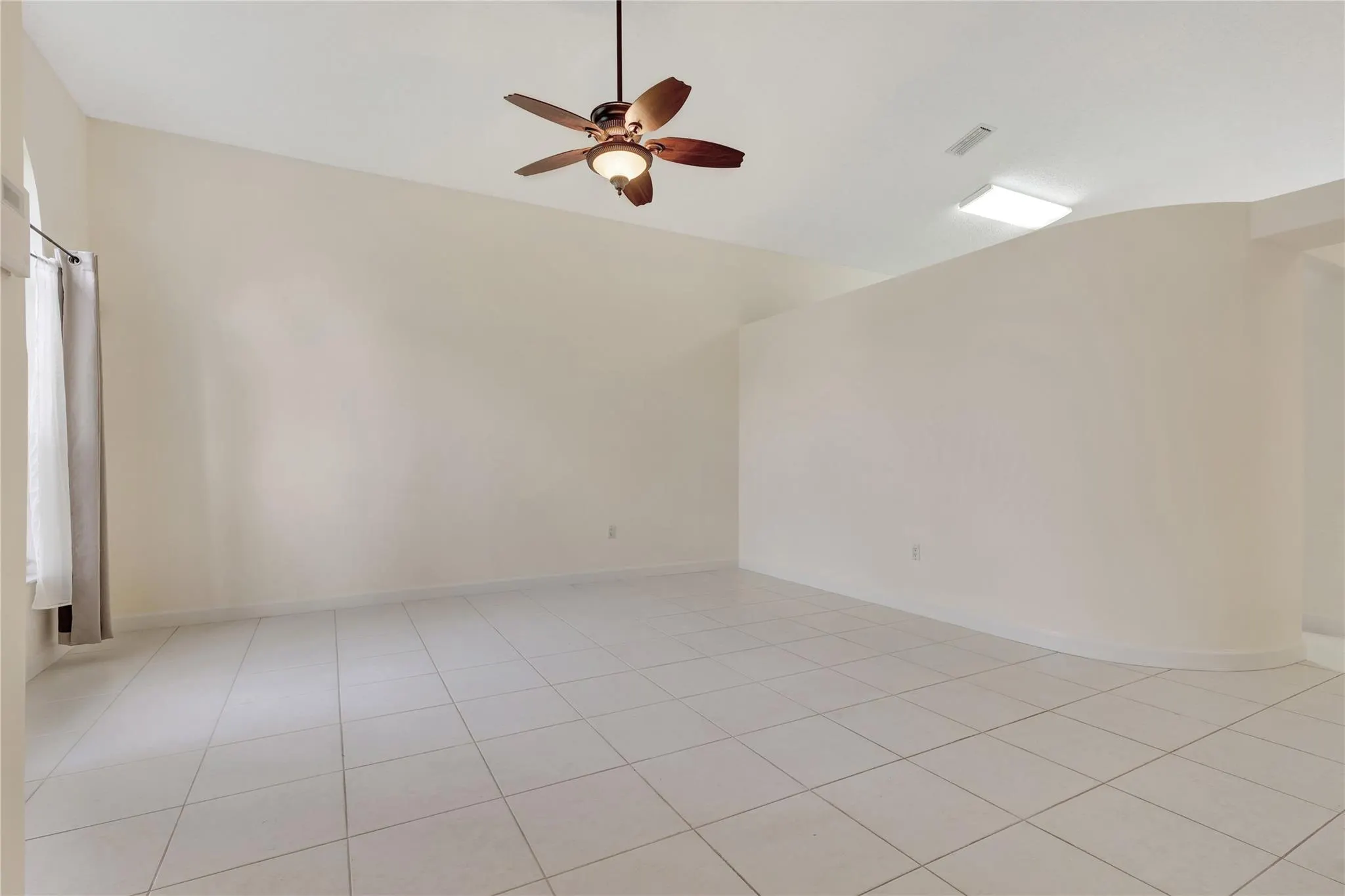 12121 NW 34th St