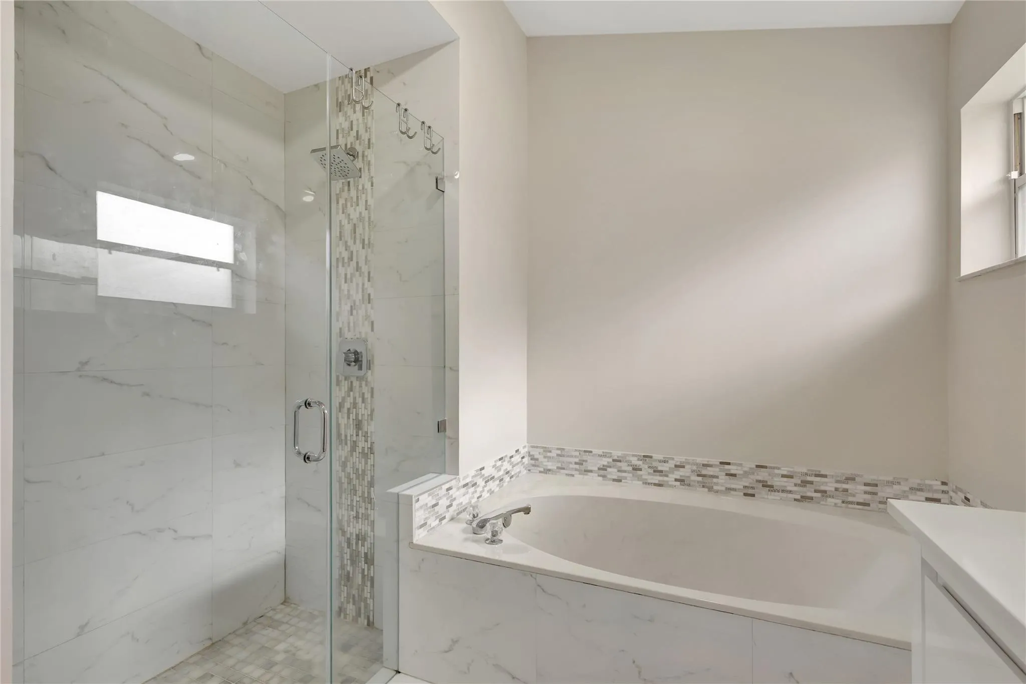 12121 NW 34th St