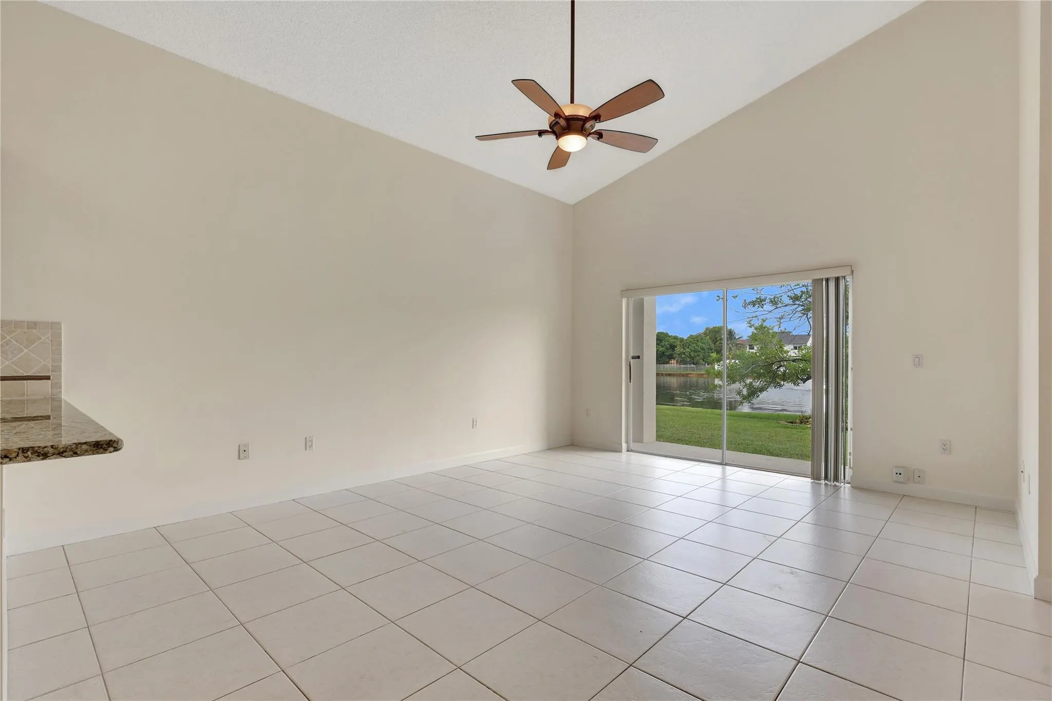 12121 NW 34th St