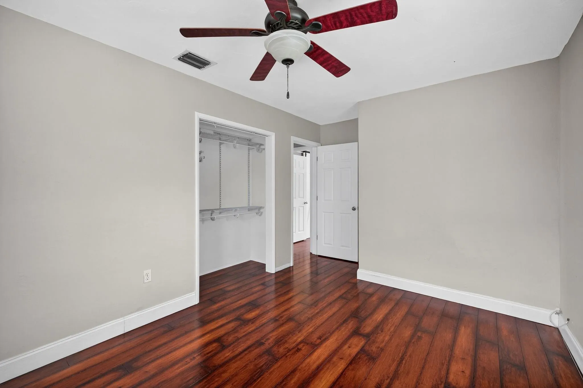 1232 NE 11th Ave