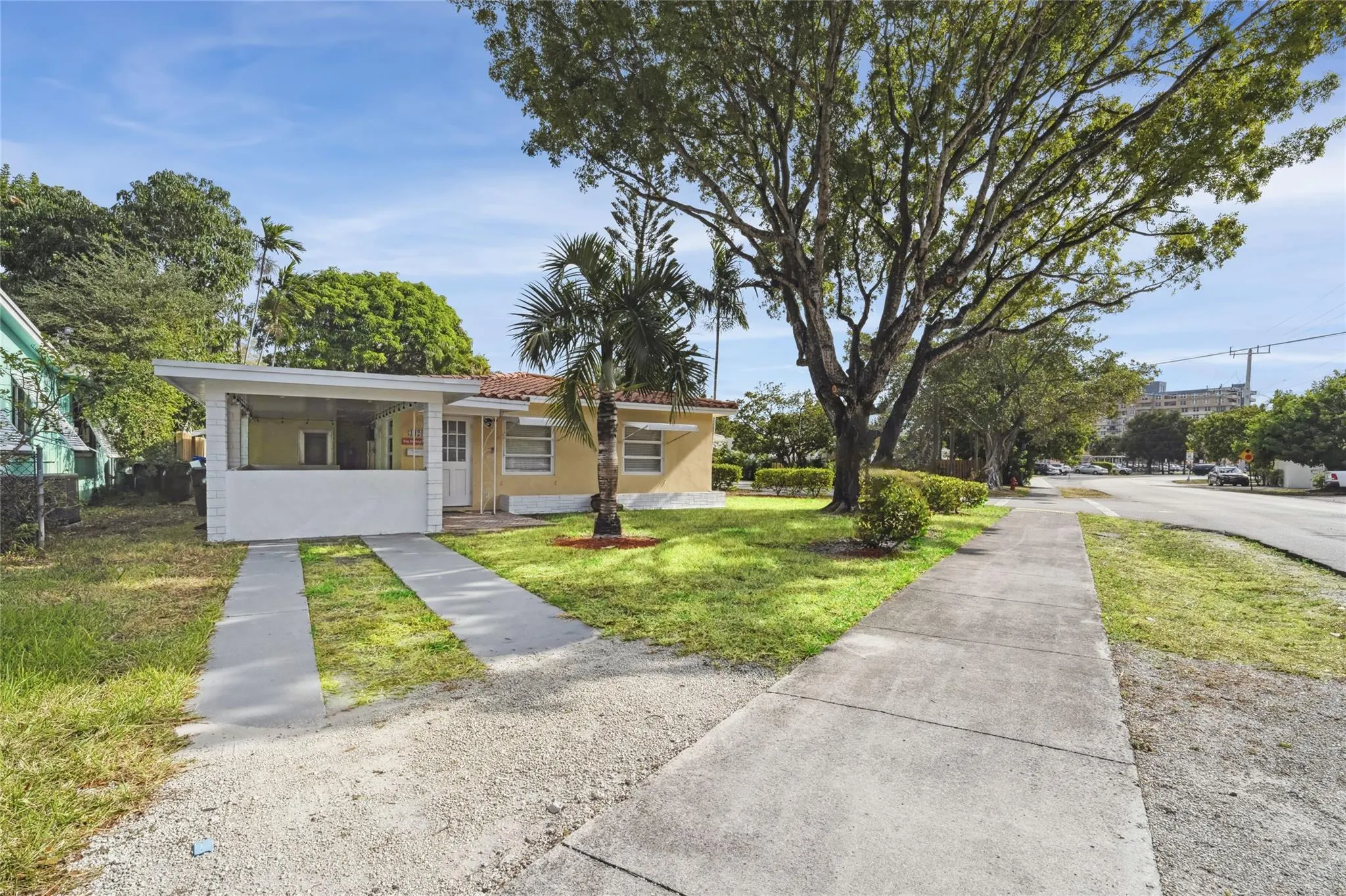 1420 Miami Rd, #C